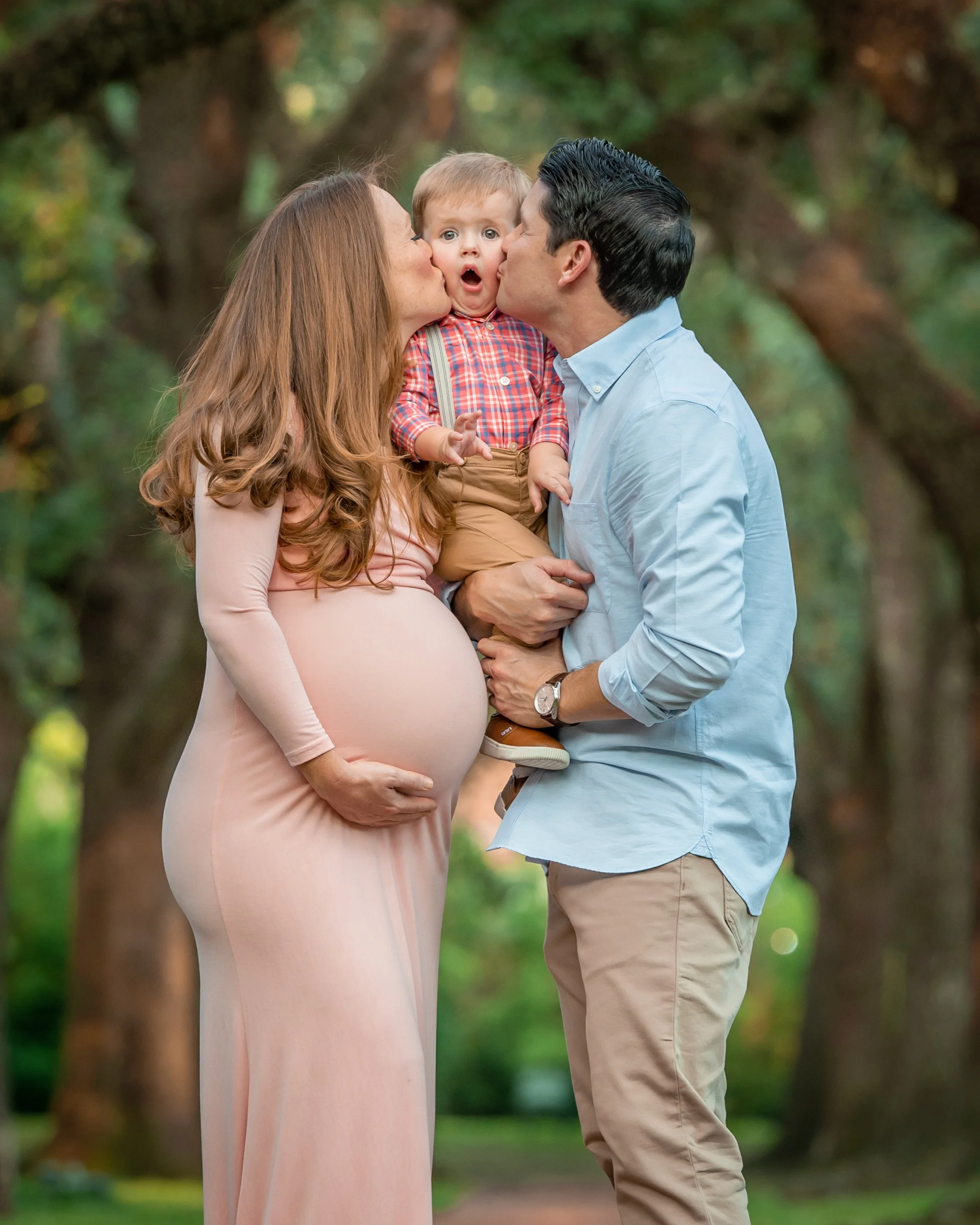 maternity-photos-baby-face.jpg
