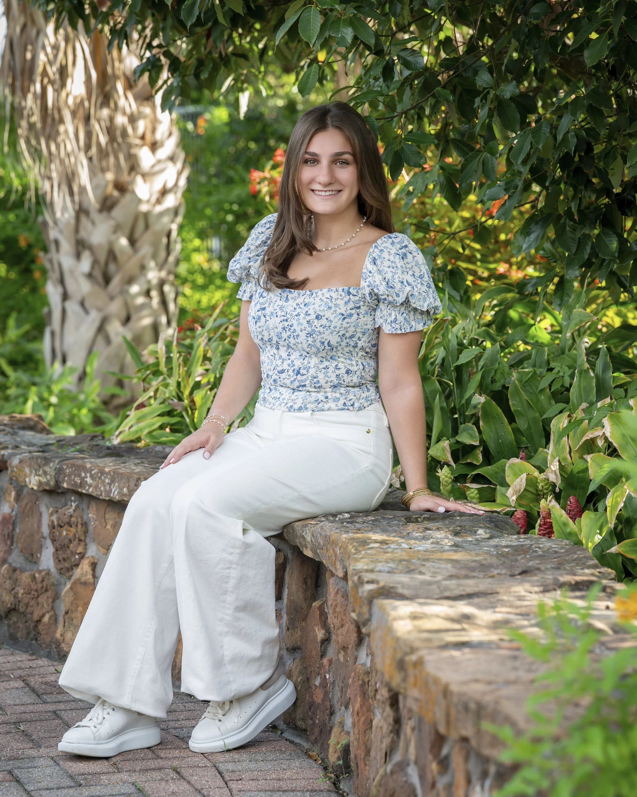 senior-white-pants-flowers.jpg