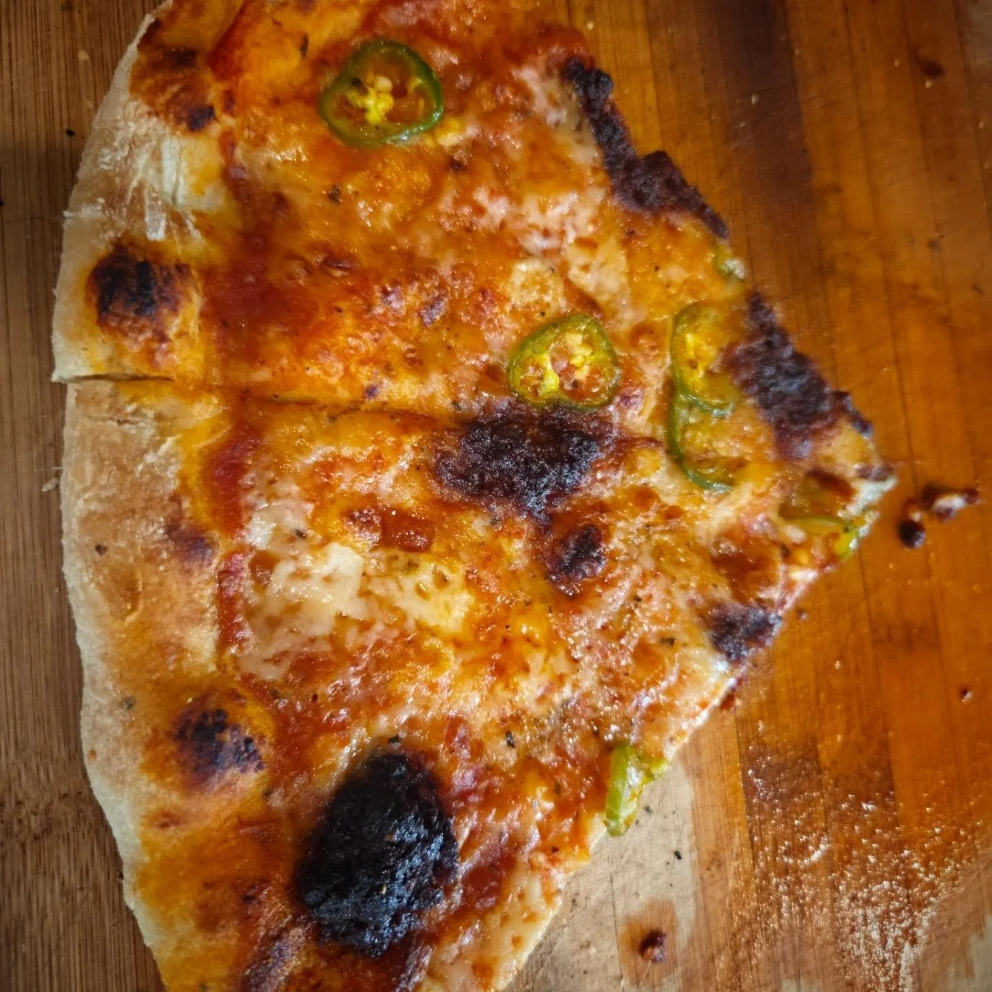 New favorite pizza, had to take a picture so I'll remember. N'duja and Serranos. Neopolitan crust. 00 cap, 3 day ferment. So good.
