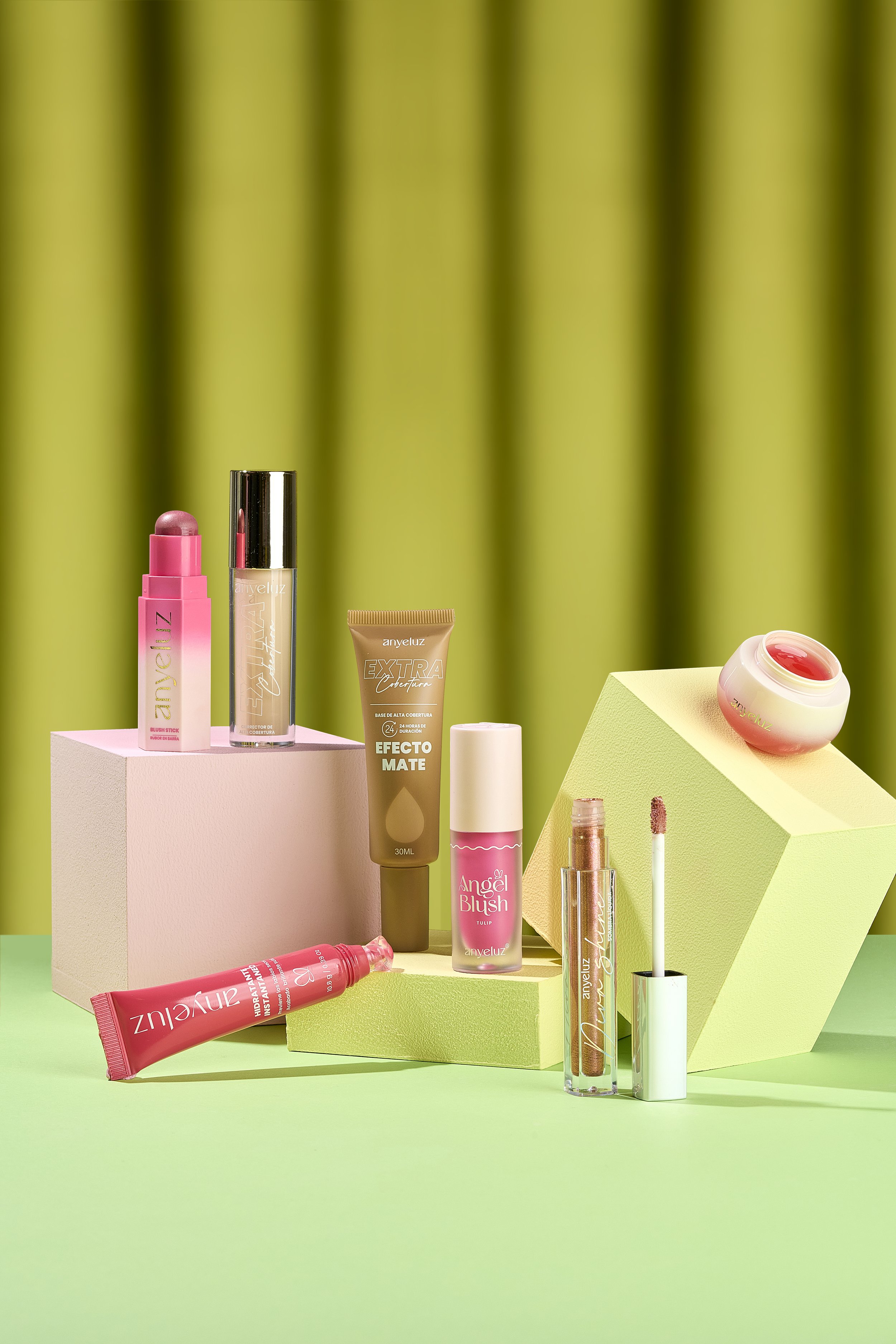Anyeluz Makeup Campaña 2025_5060.jpg