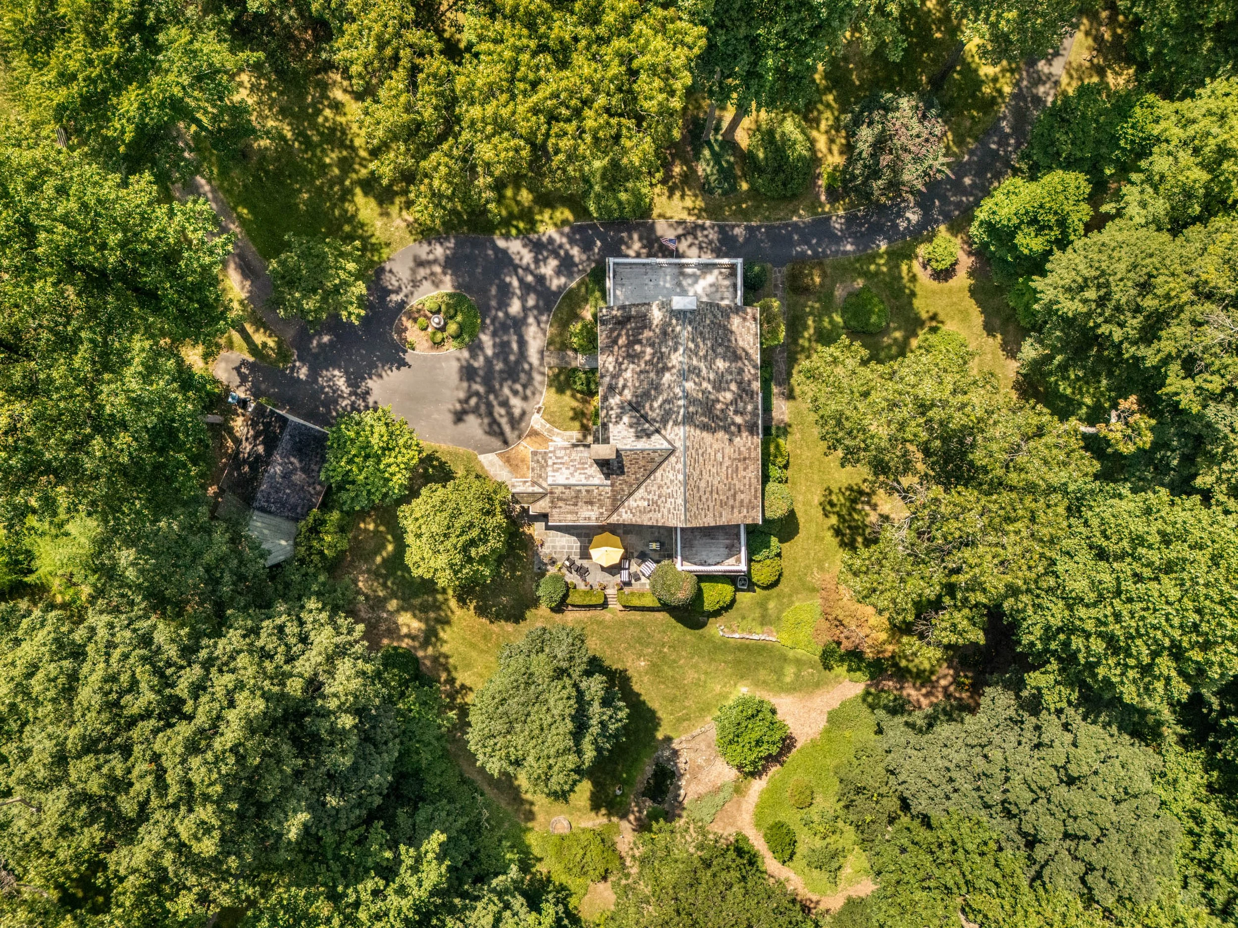 1533 Sugartown Rd Exterior-5.jpg