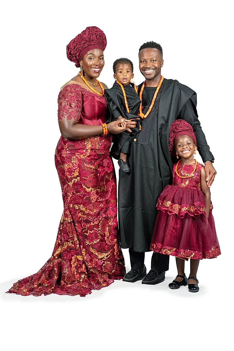 2023 Ola Family Portraits-37_WEB.jpg