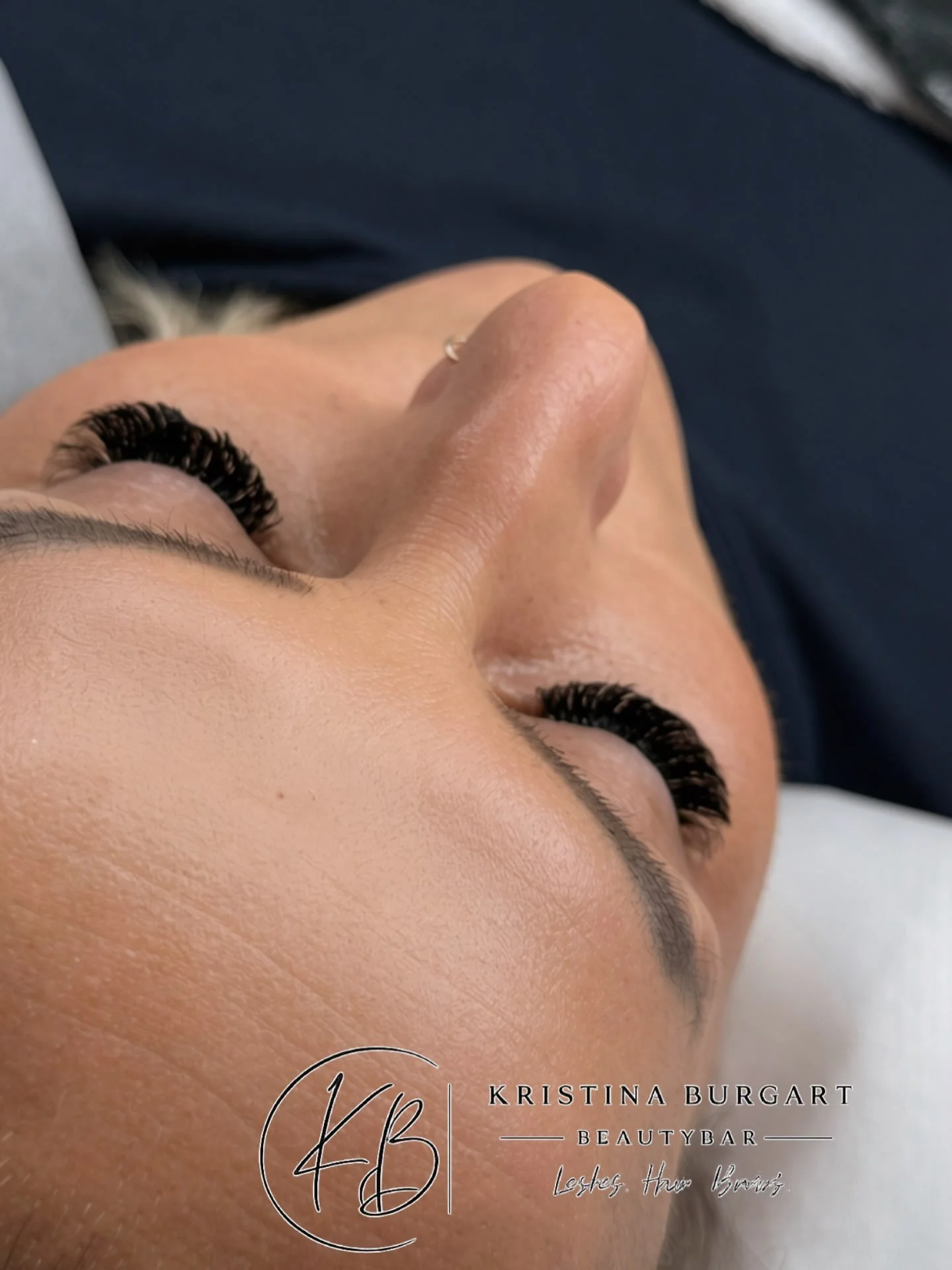 Wimpern Verdichtung in 📍Schwaigern 
#lashes #lashextensions #kristinabeautybar #leingarten #schulungen