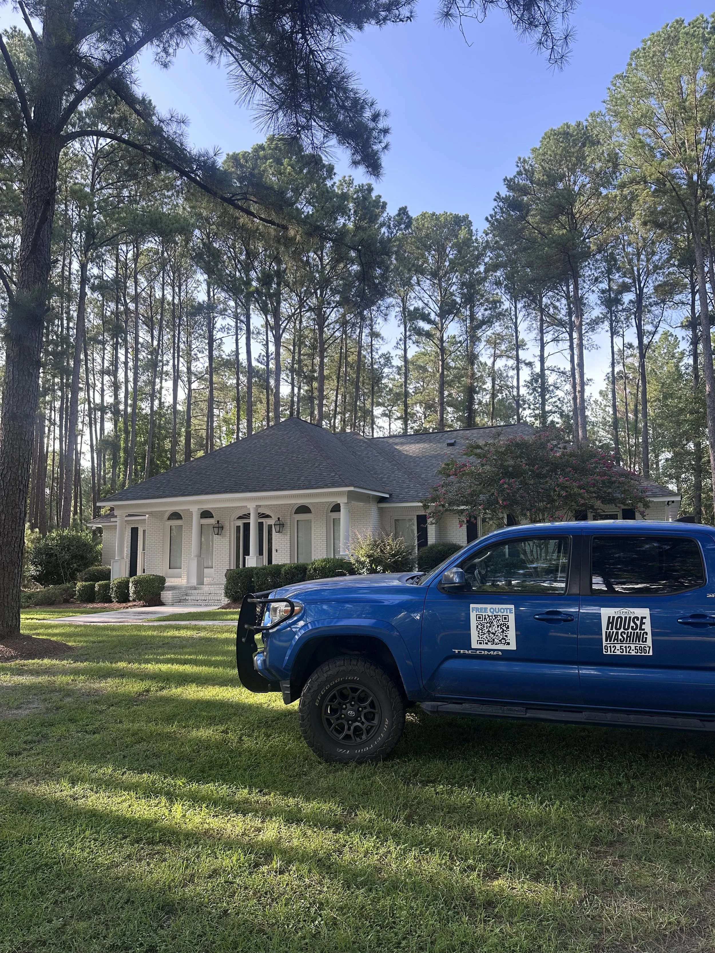 Soft wash house cleaning results in Statesboro Georgia.
