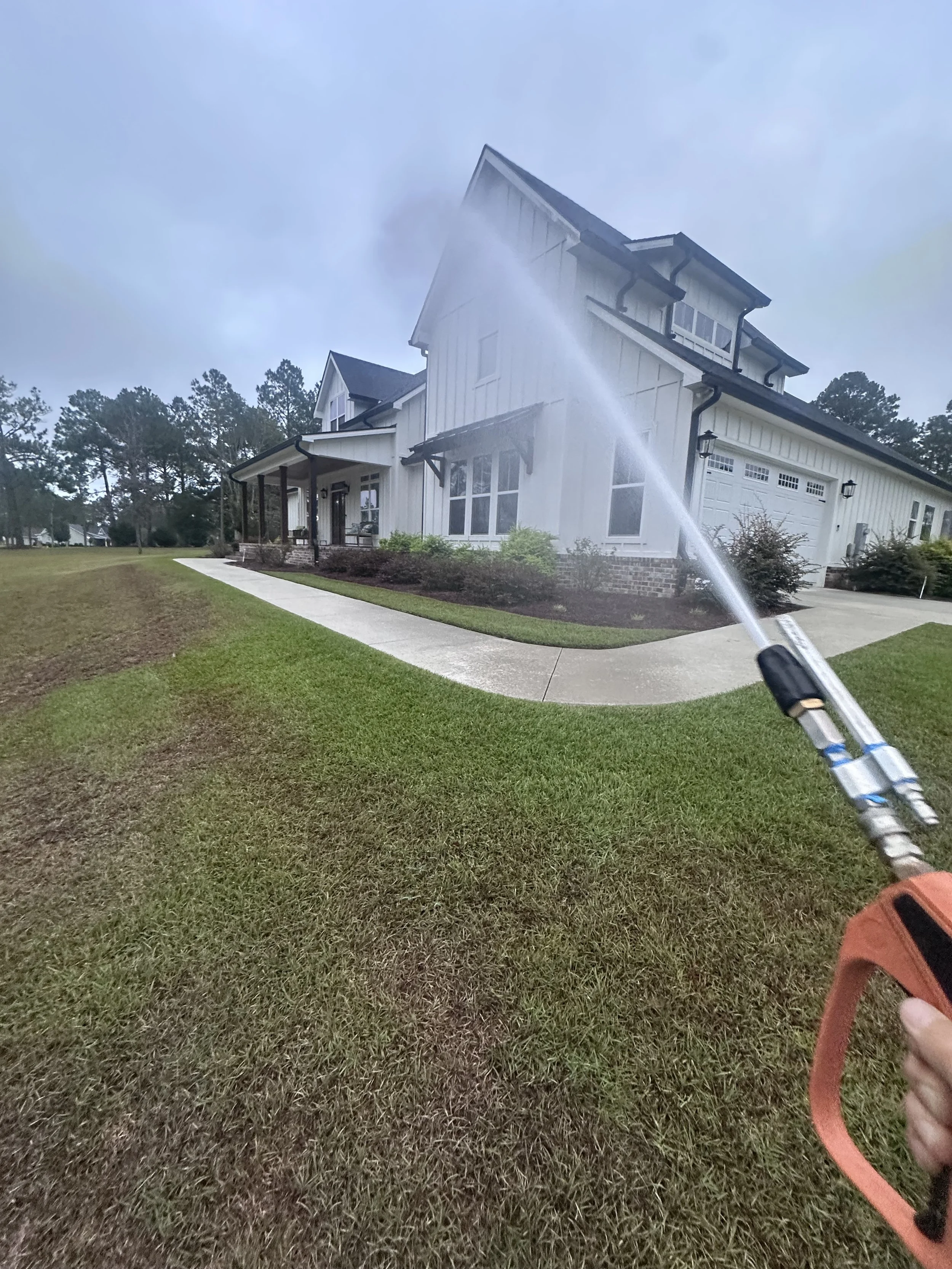 Exterior house washing by Stephens Exteriors in Statesboro GA