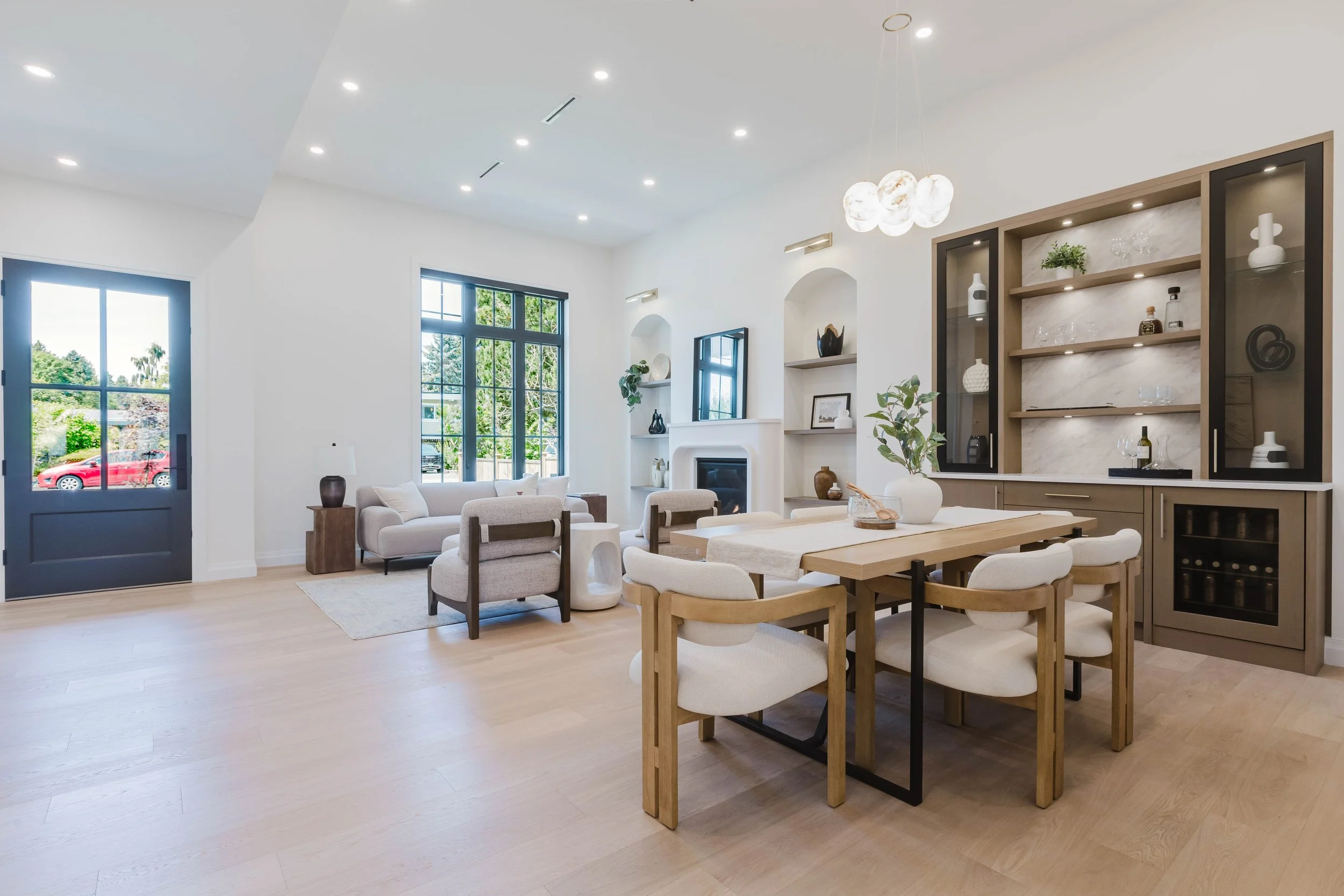 2 - Living Dining.jpg