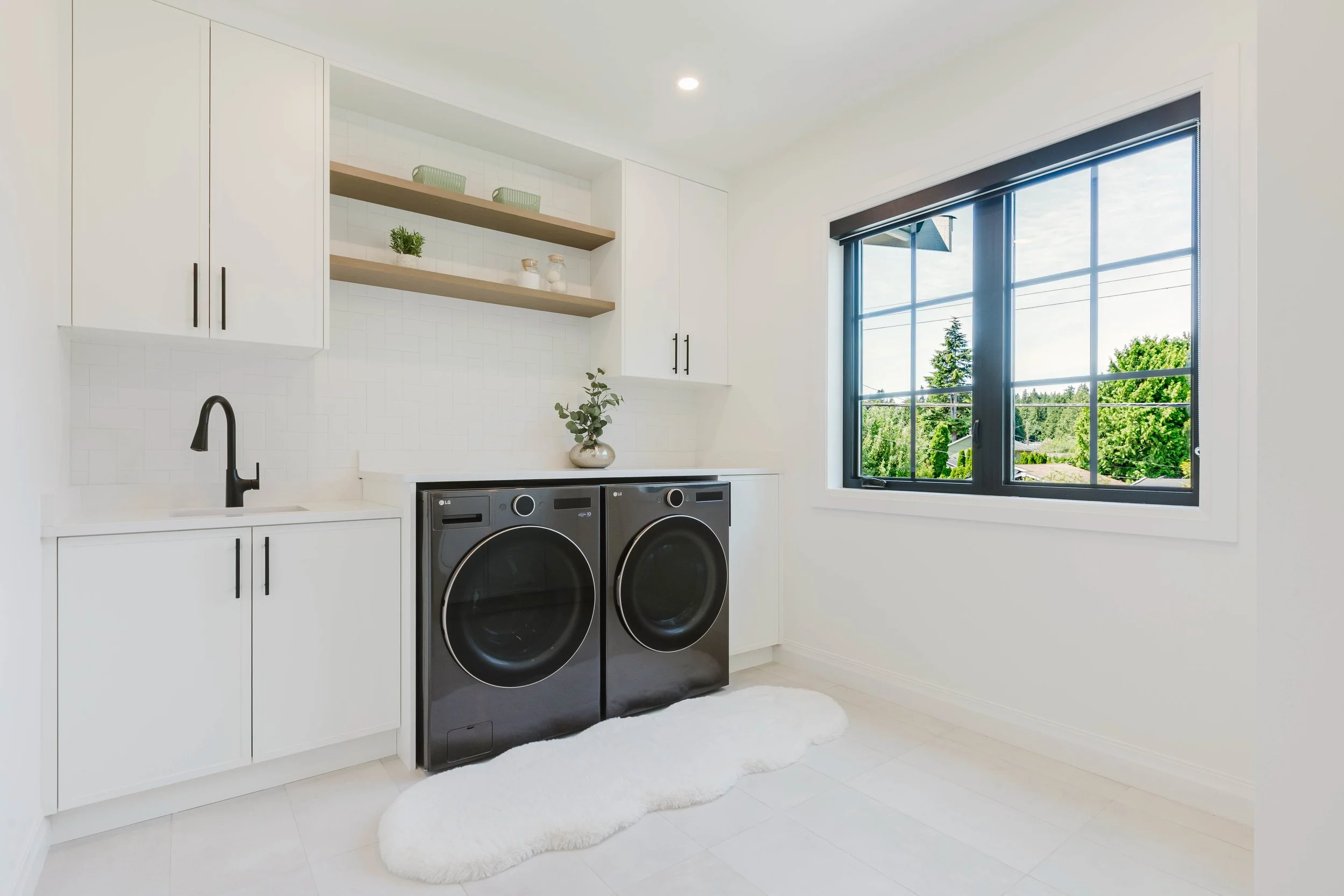 7 - Laundry.jpg