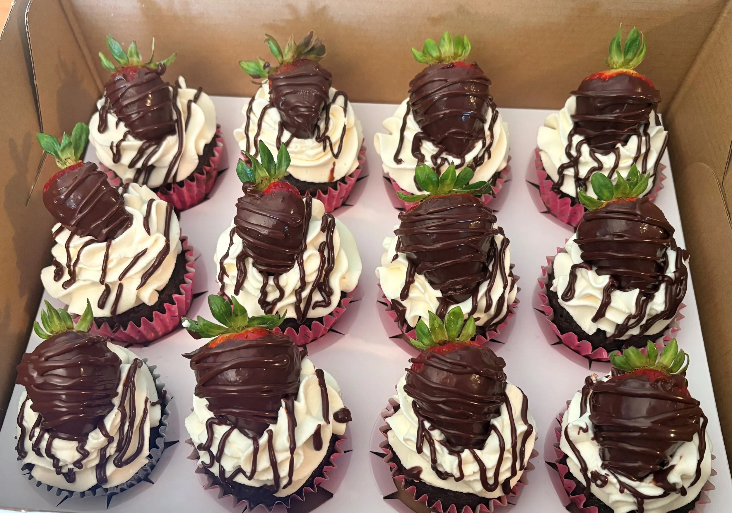 Cupcake of the Month- 12 count