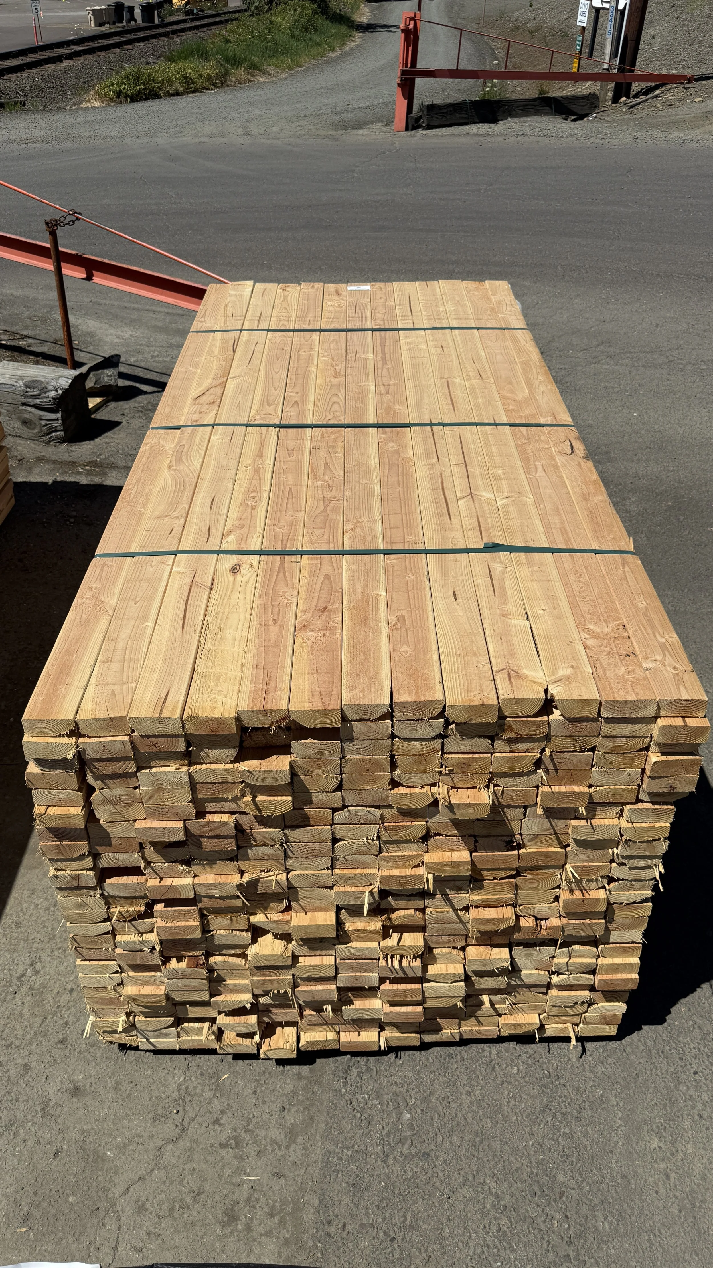 2x4 Doug Fir GRN 1800 Board Feet