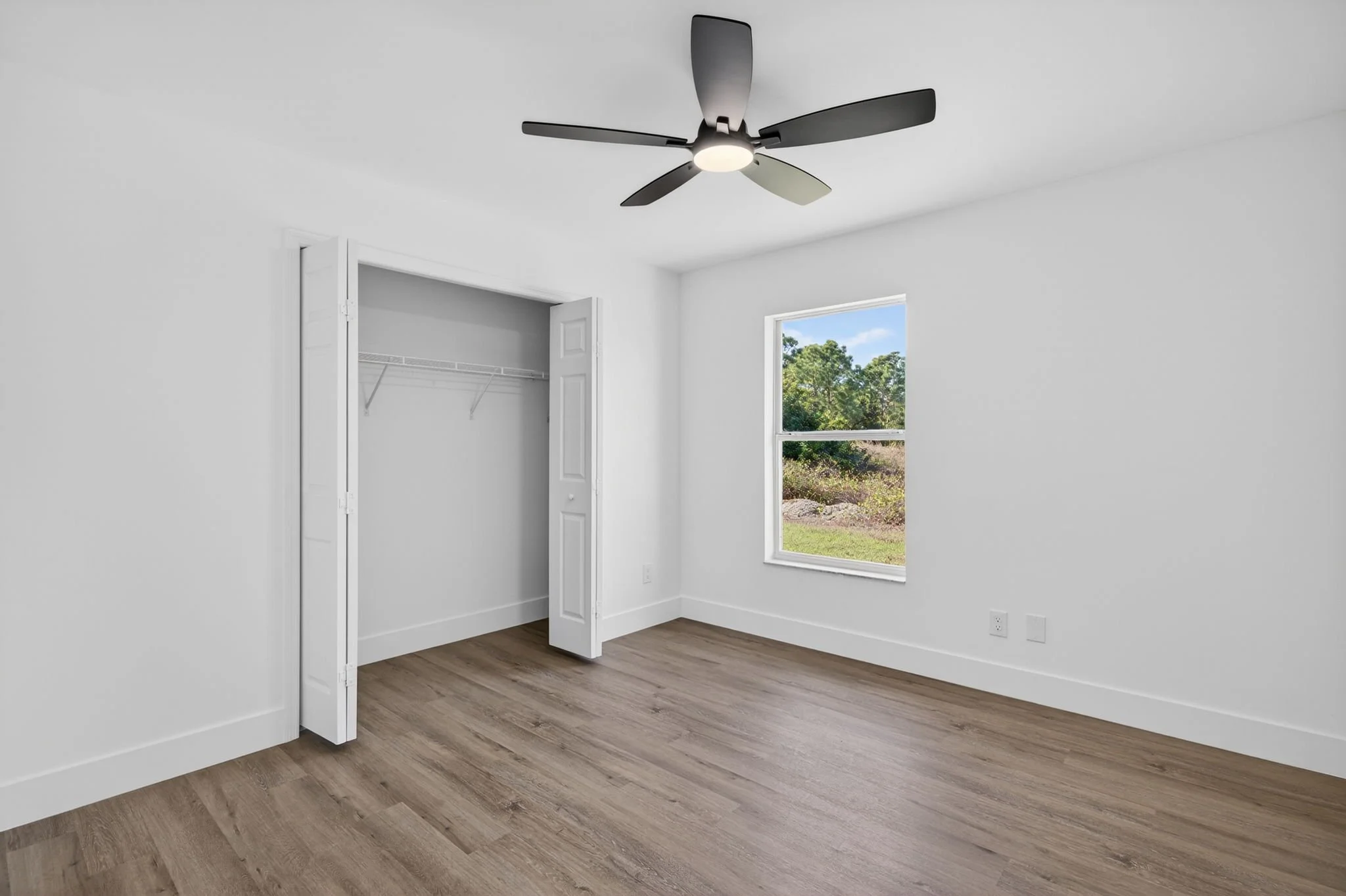 37-Guest Bedroom 3 - 1 of 3.jpg