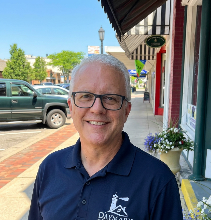 Jim Casler of Daymark Home Watch visiting downtown Frankfort, Michigan.
