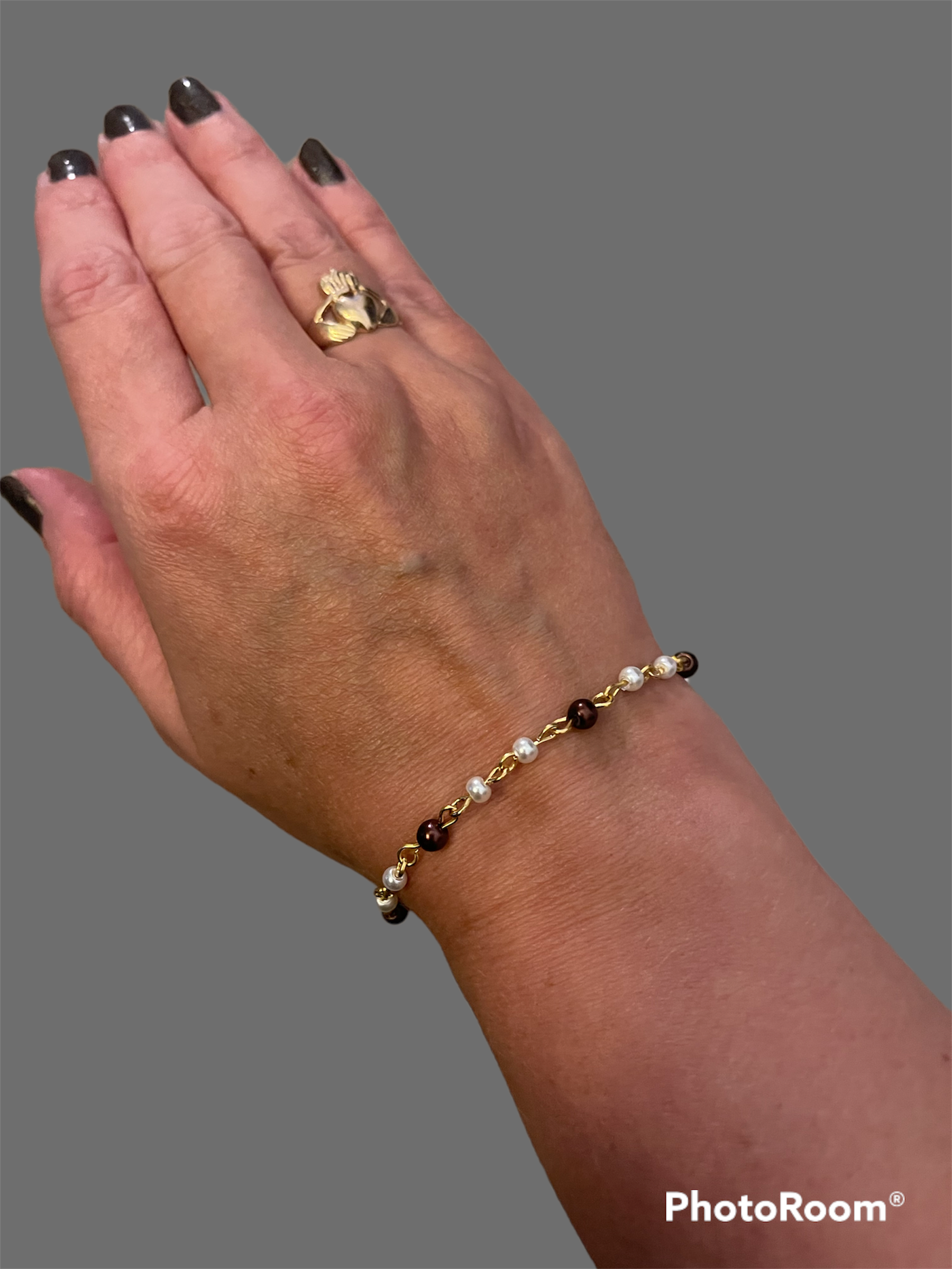 Burgundy & White Pearl Bracelet