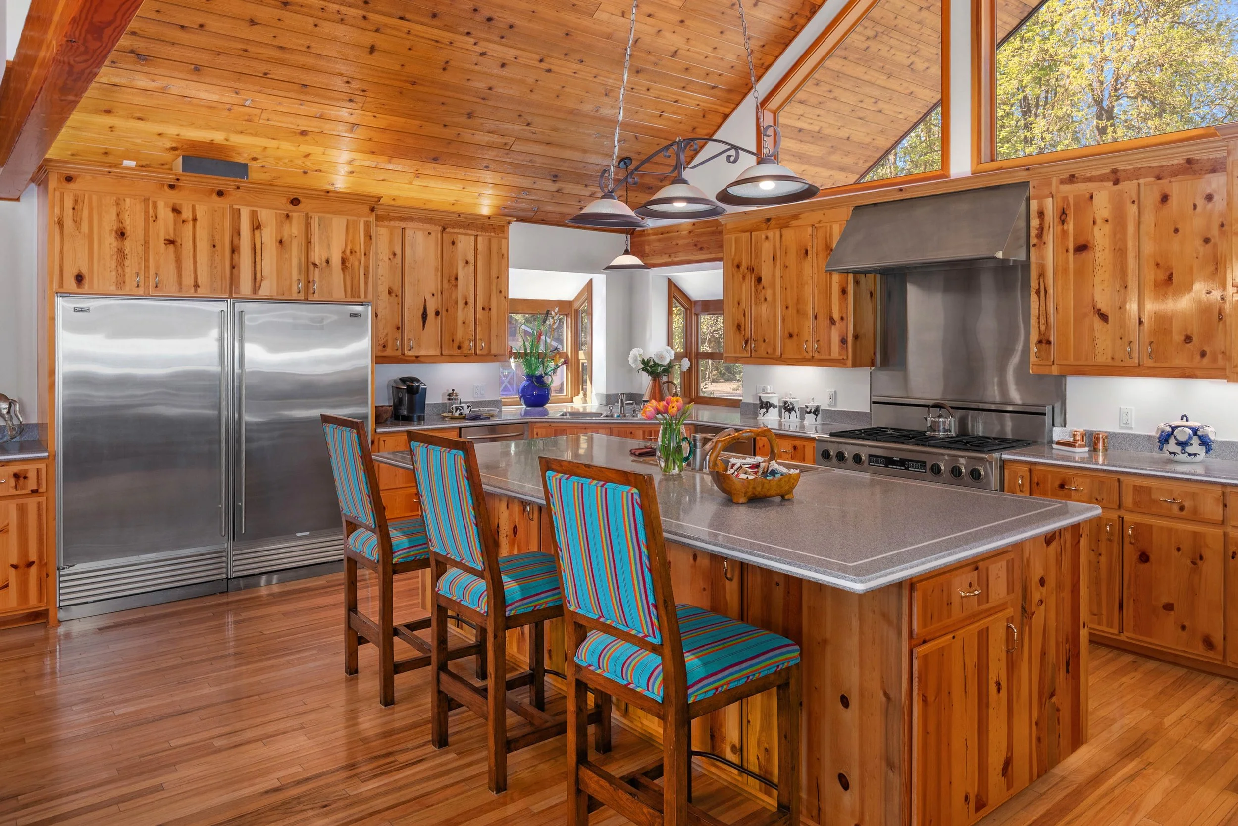 Riverhouse (10).jpg