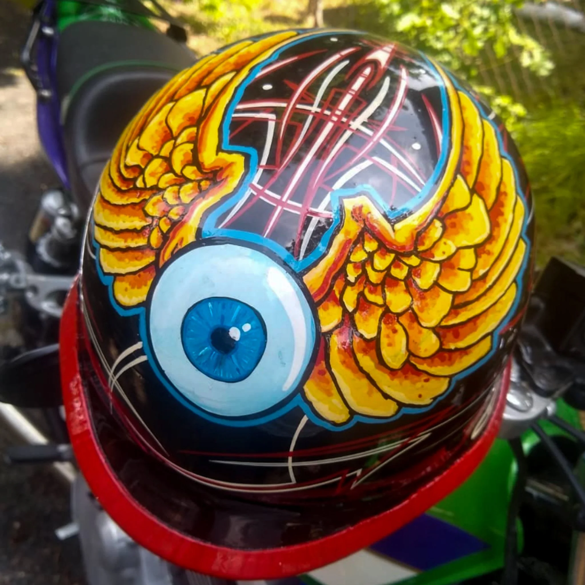 german style helmet pinstriped and painted with one shot 