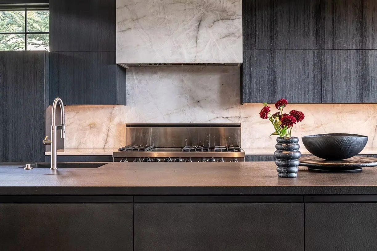 antique-texture-kitchen-full-island-wrap-4 2.jpeg
