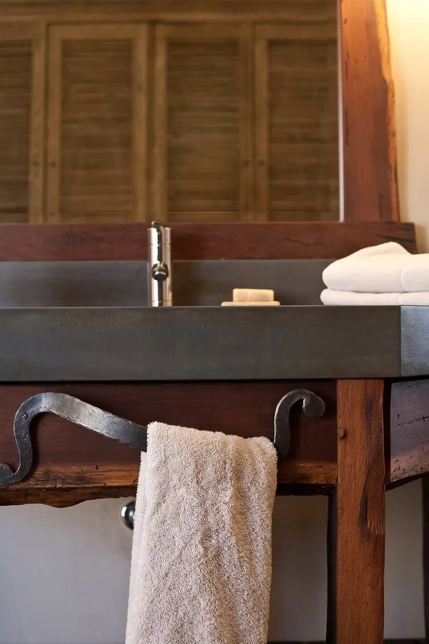 tent-house-sink-3.jpeg