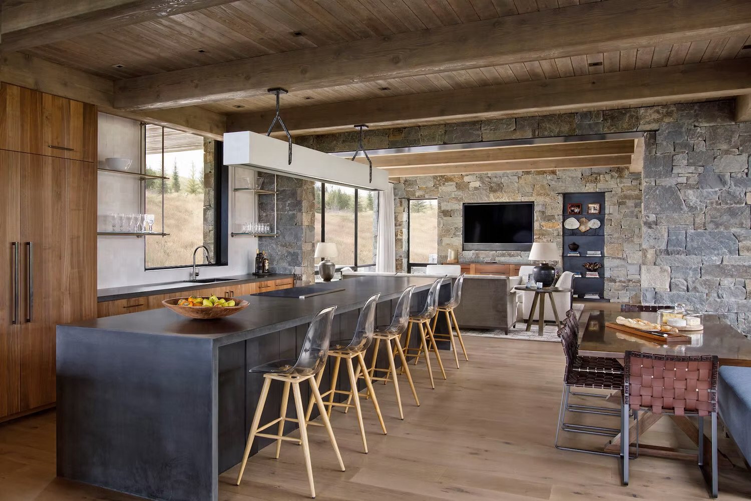 hand-trowled-kitchen-island-counters.jpeg