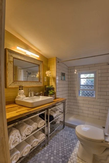 C3 - Bathroom Medium.jpeg