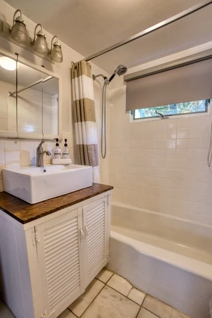 C1 - Bathroom Medium.jpeg