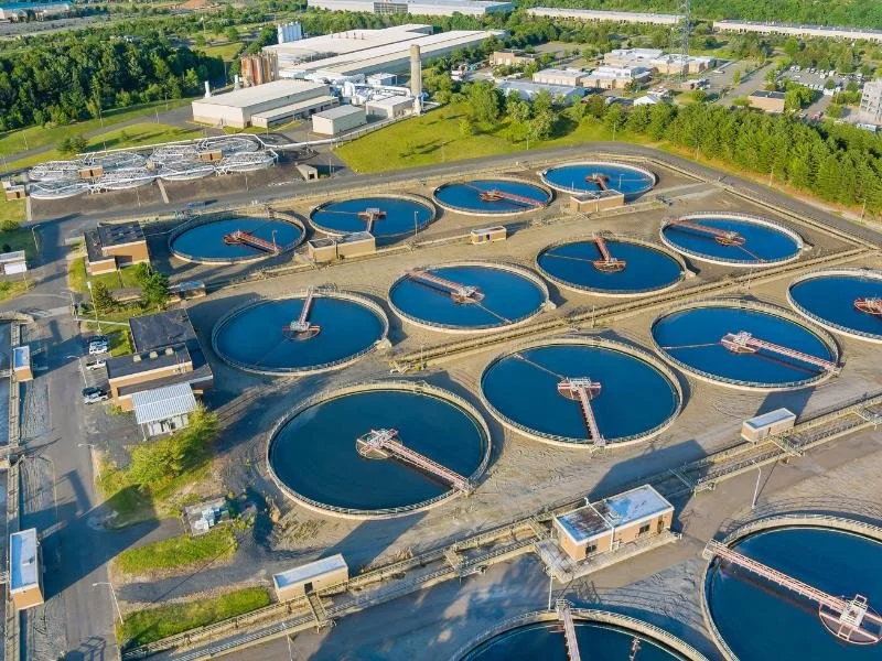 Wastewater treatment plants and municipalities need reliable and durable power generation equipment.  Power For The People supplies diesel generators, propane generators, and natural gas generators for commercial and industrial applications.