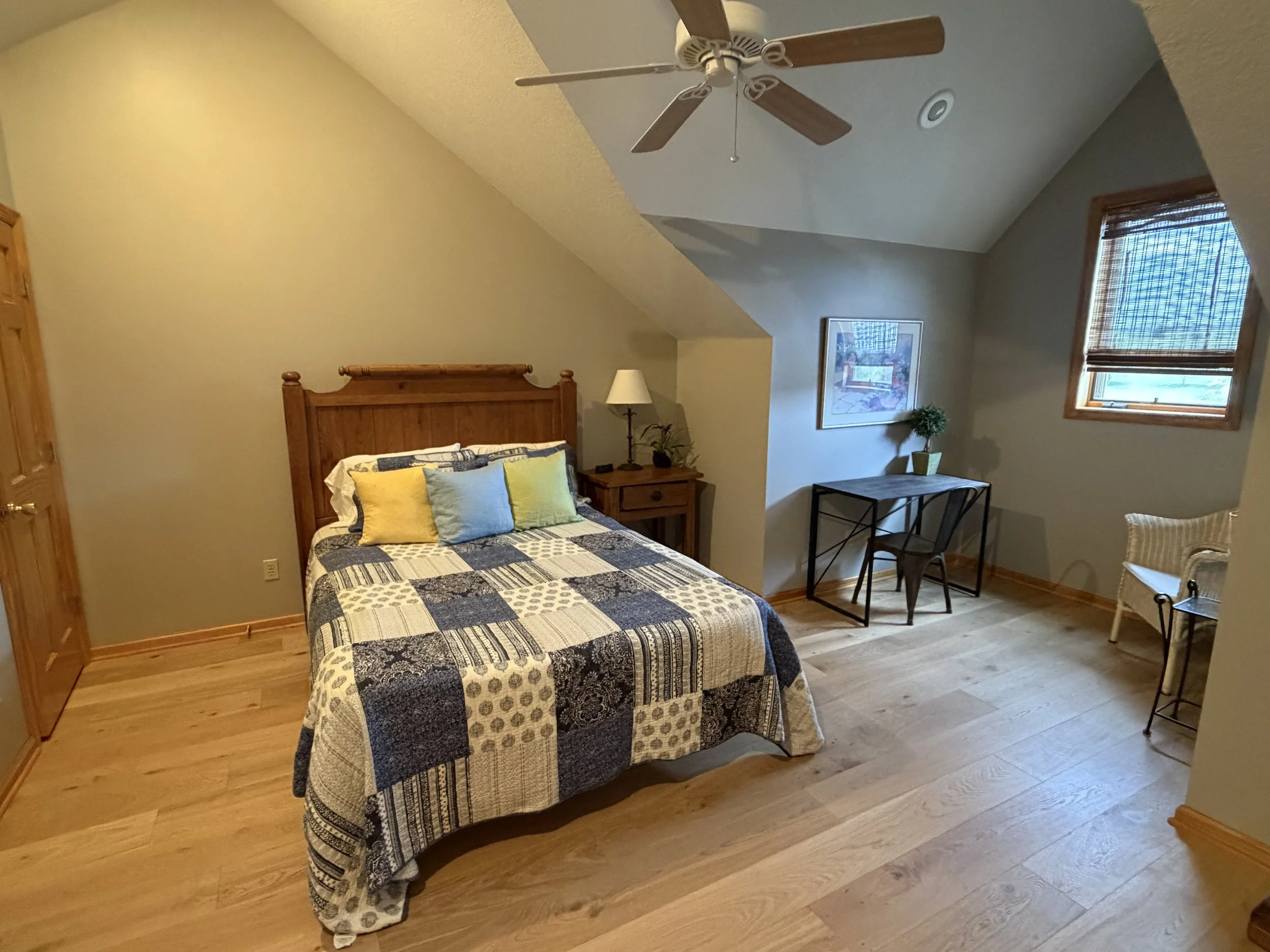 Upstairs queen bedroom