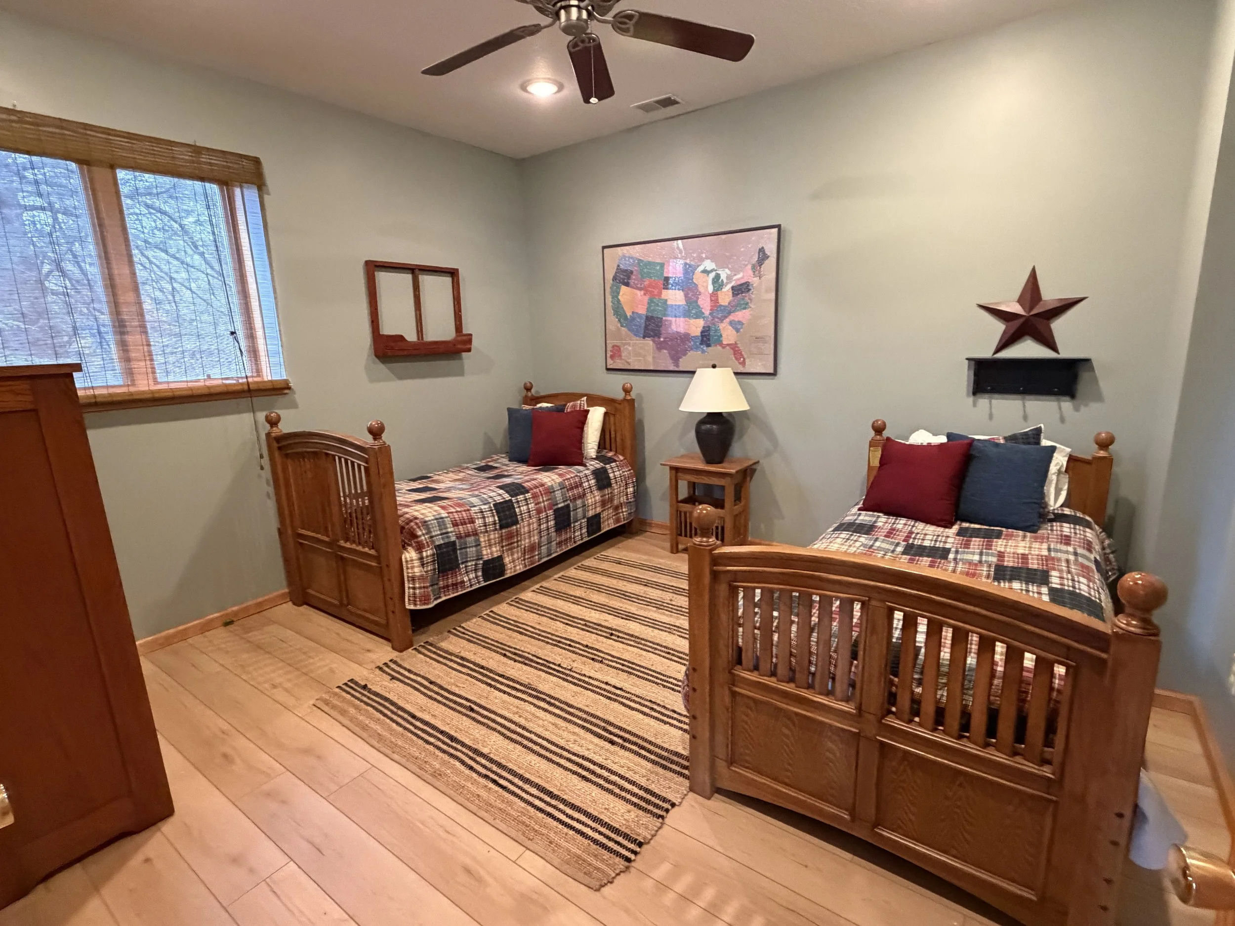 Basement twin room with trundle