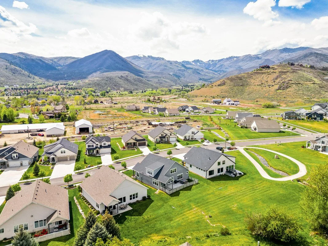 34 - 1258 Canyon View Road.jpg