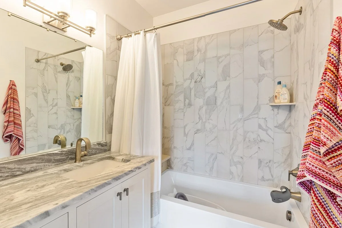 25 - 1258 Canyon View Road.jpg