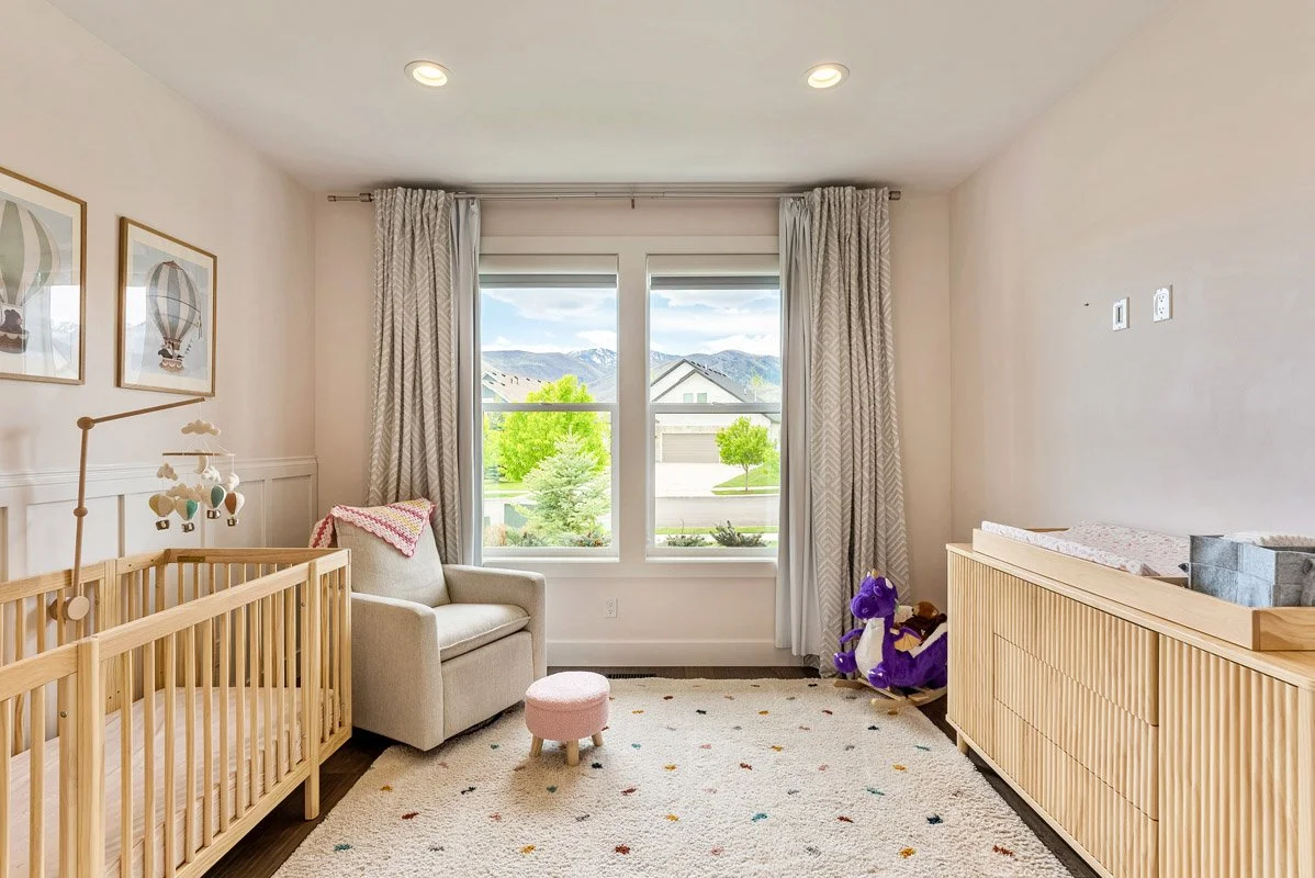 23 - 1258 Canyon View Road.jpg