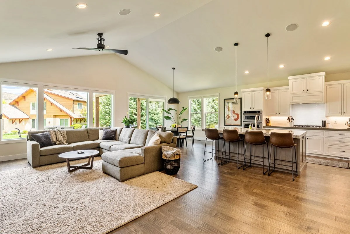 5 - 1258 Canyon View Road.jpg