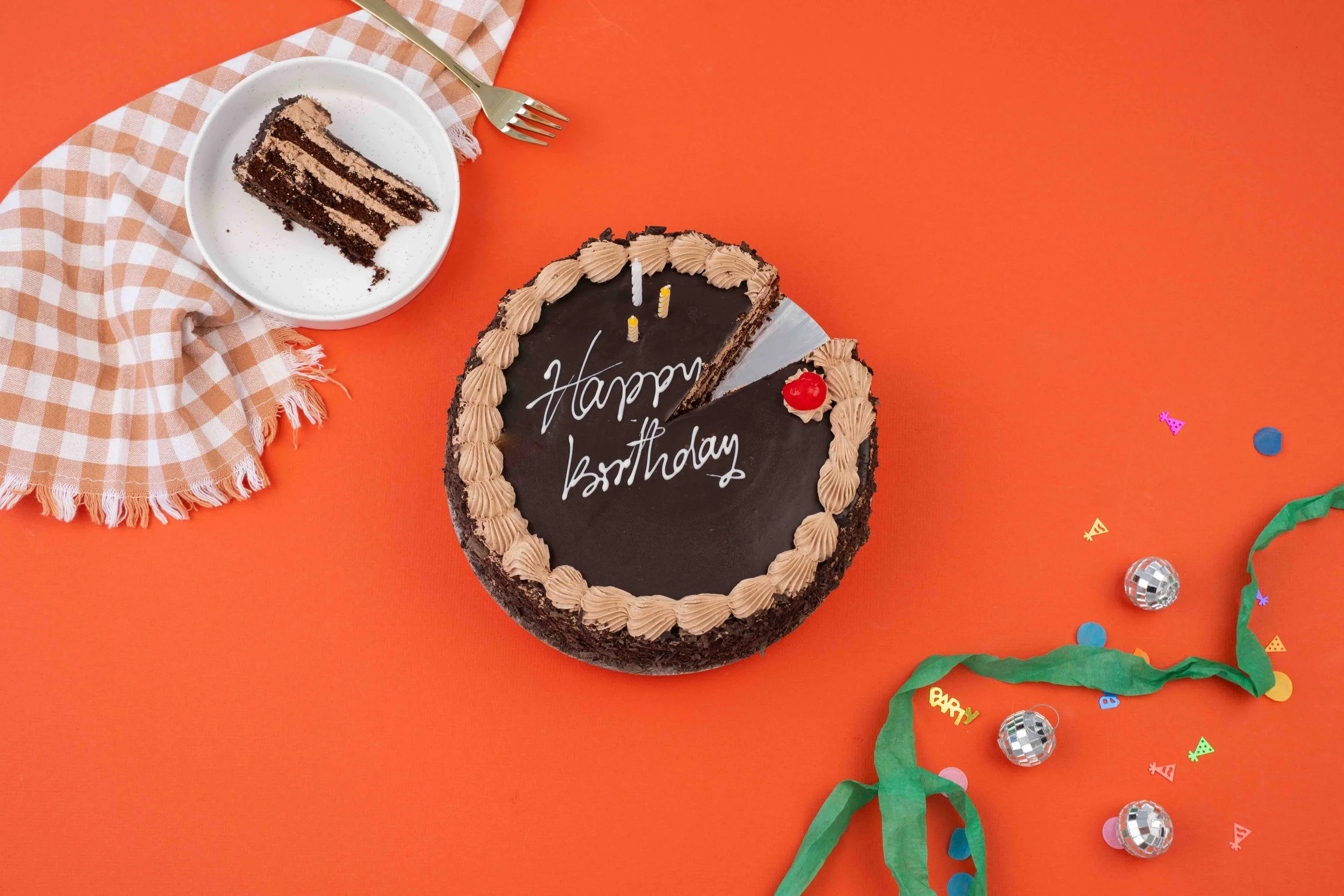 Decor Cakes commercial wholesale bakery team handcrafted baking in Otahuhu, Auckland since 1965.