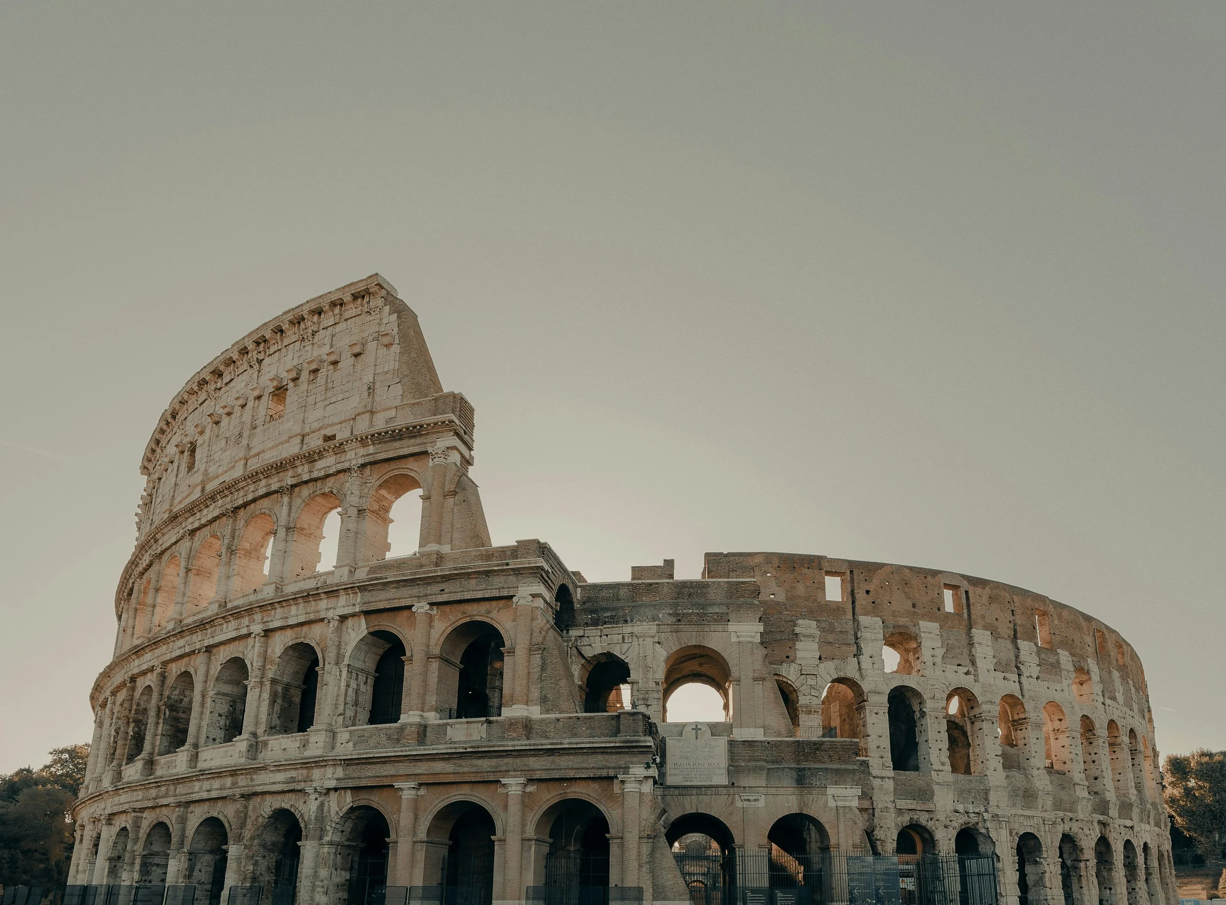 clay-banks-hi_52O-h5G8-unsplash.jpg