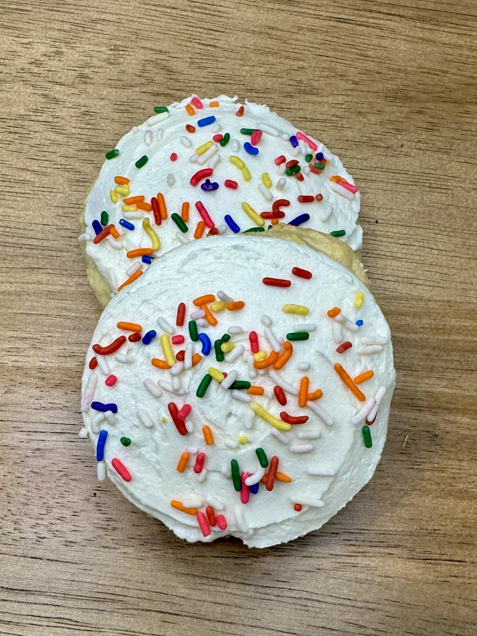 soft sugar cookie with buttercream frosting.JPEG