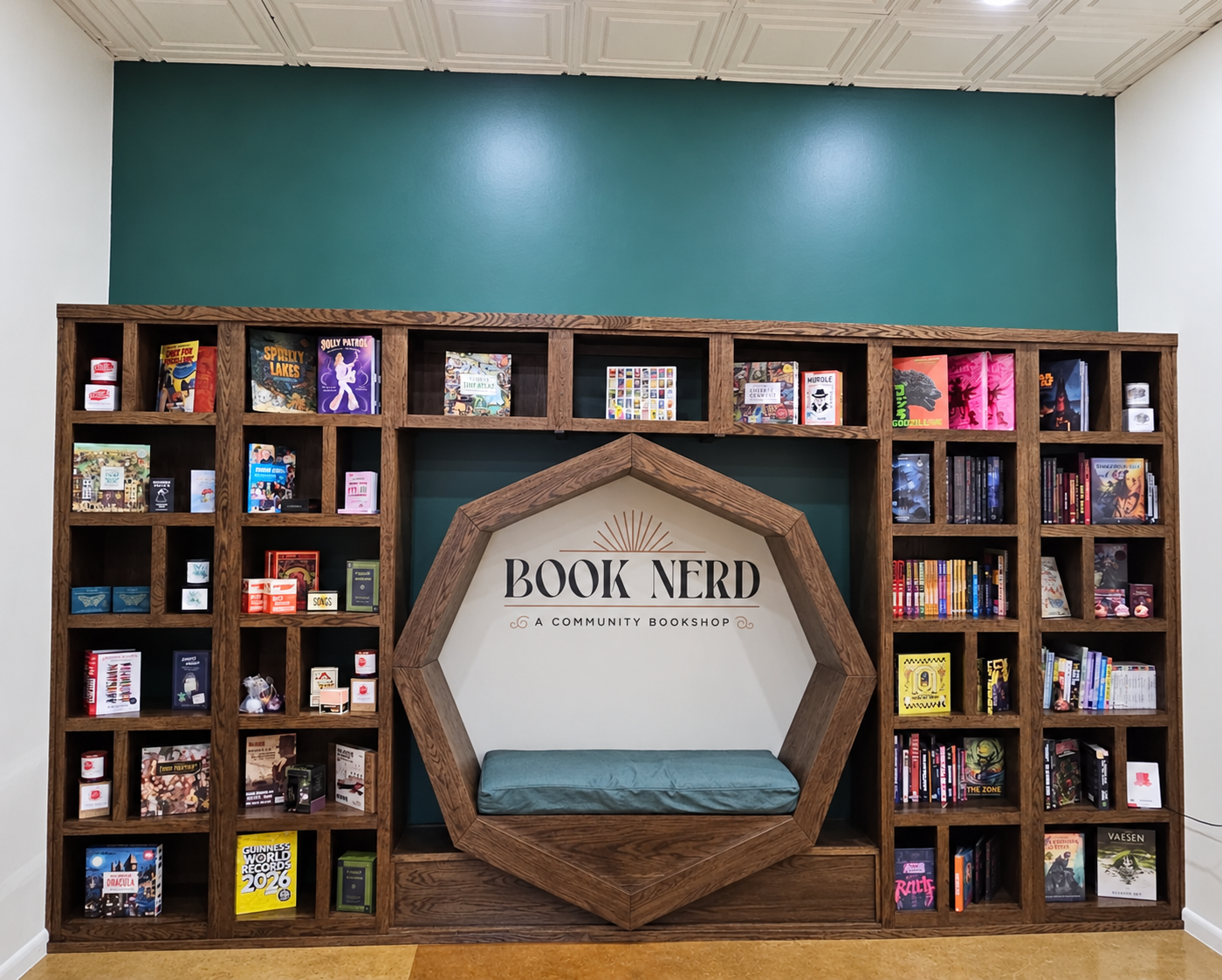 BookNerd BelleSA Construction BookshelfNook.png
