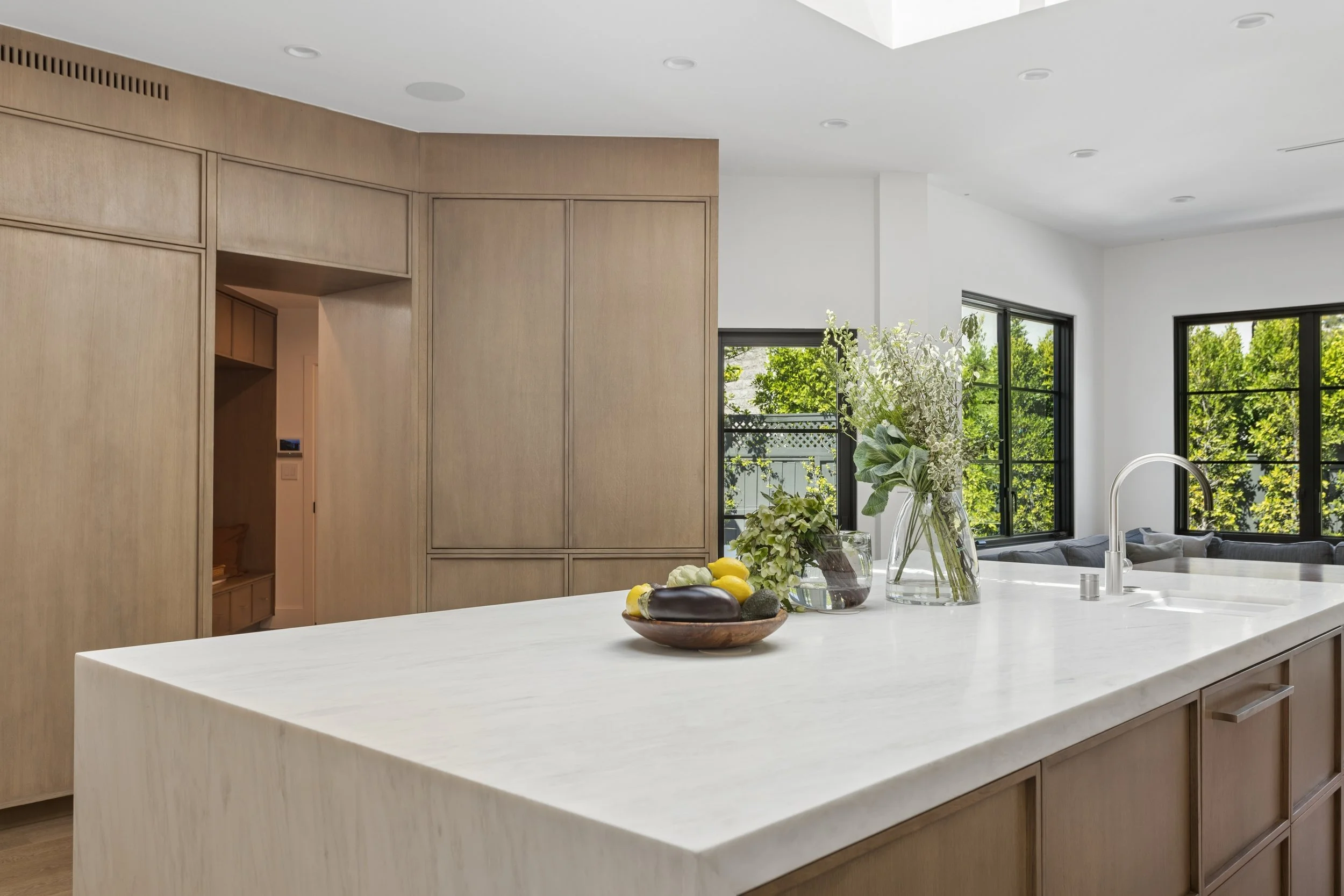 beverly-hills-luxury-kitchen-marble-island-oak-millwork.jpg