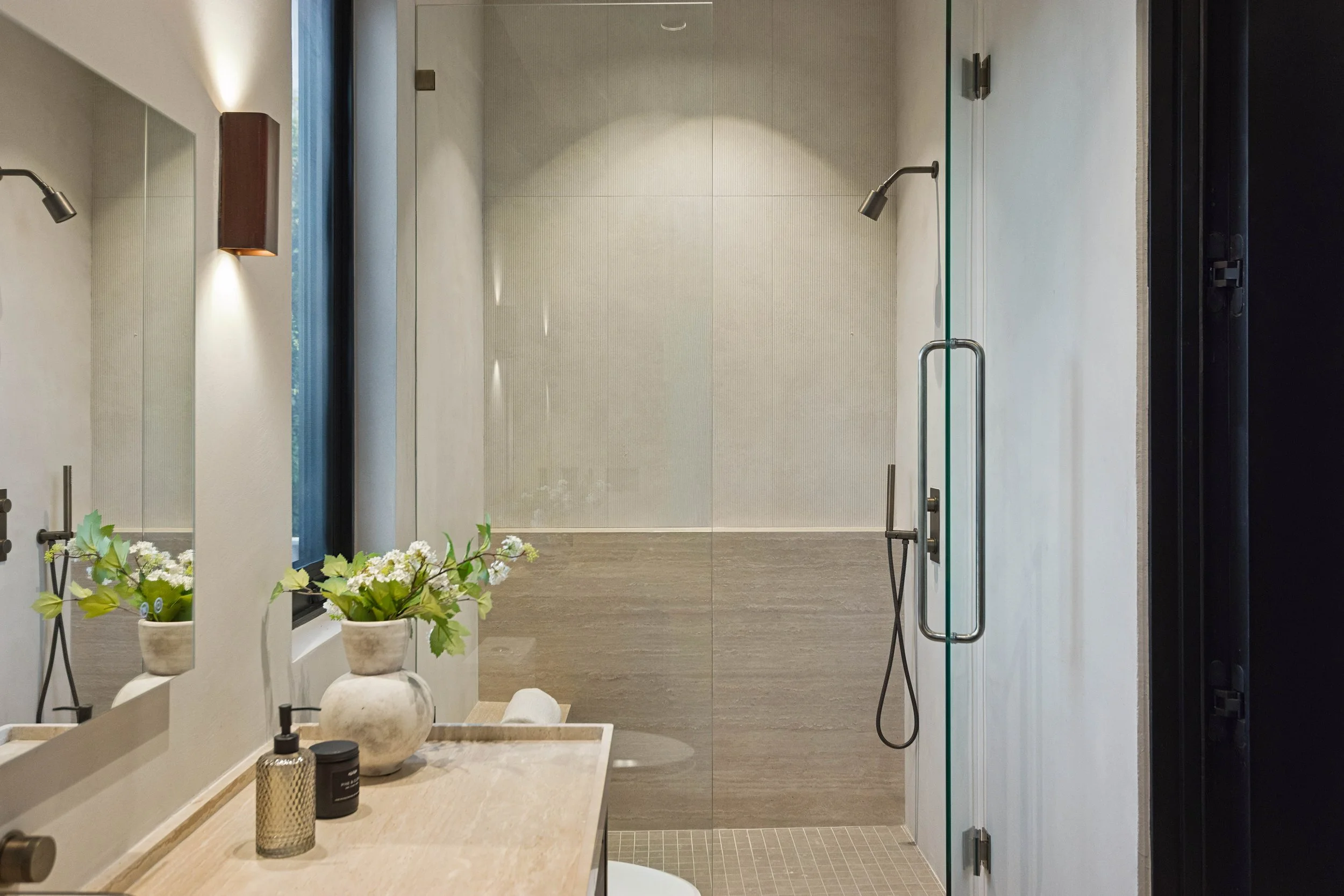 encino-modern-home-guest-bathroom-walk-in-shower.jpg