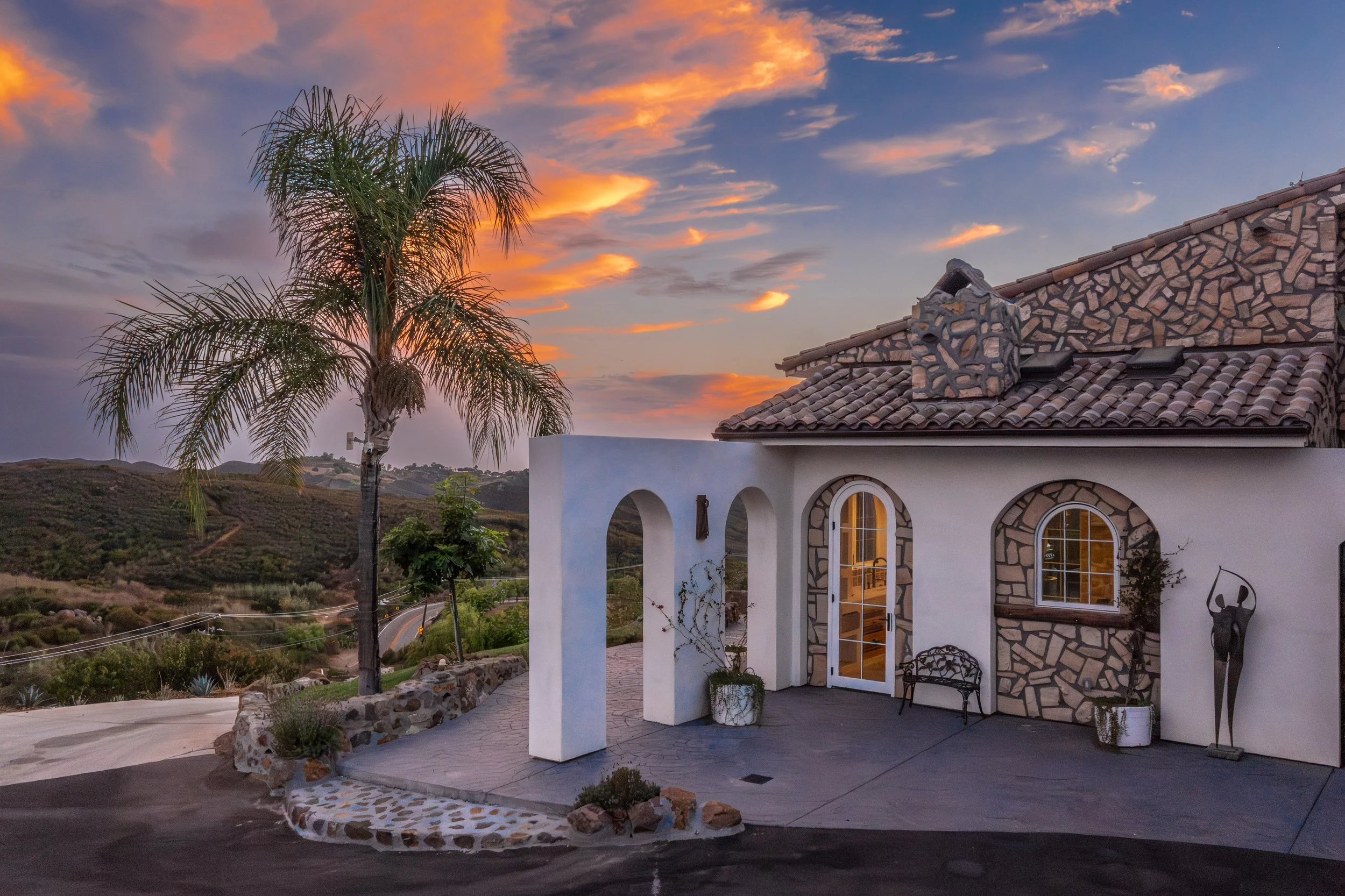 malibu-mediterranean-villa-sunset-arch-palm.jpg