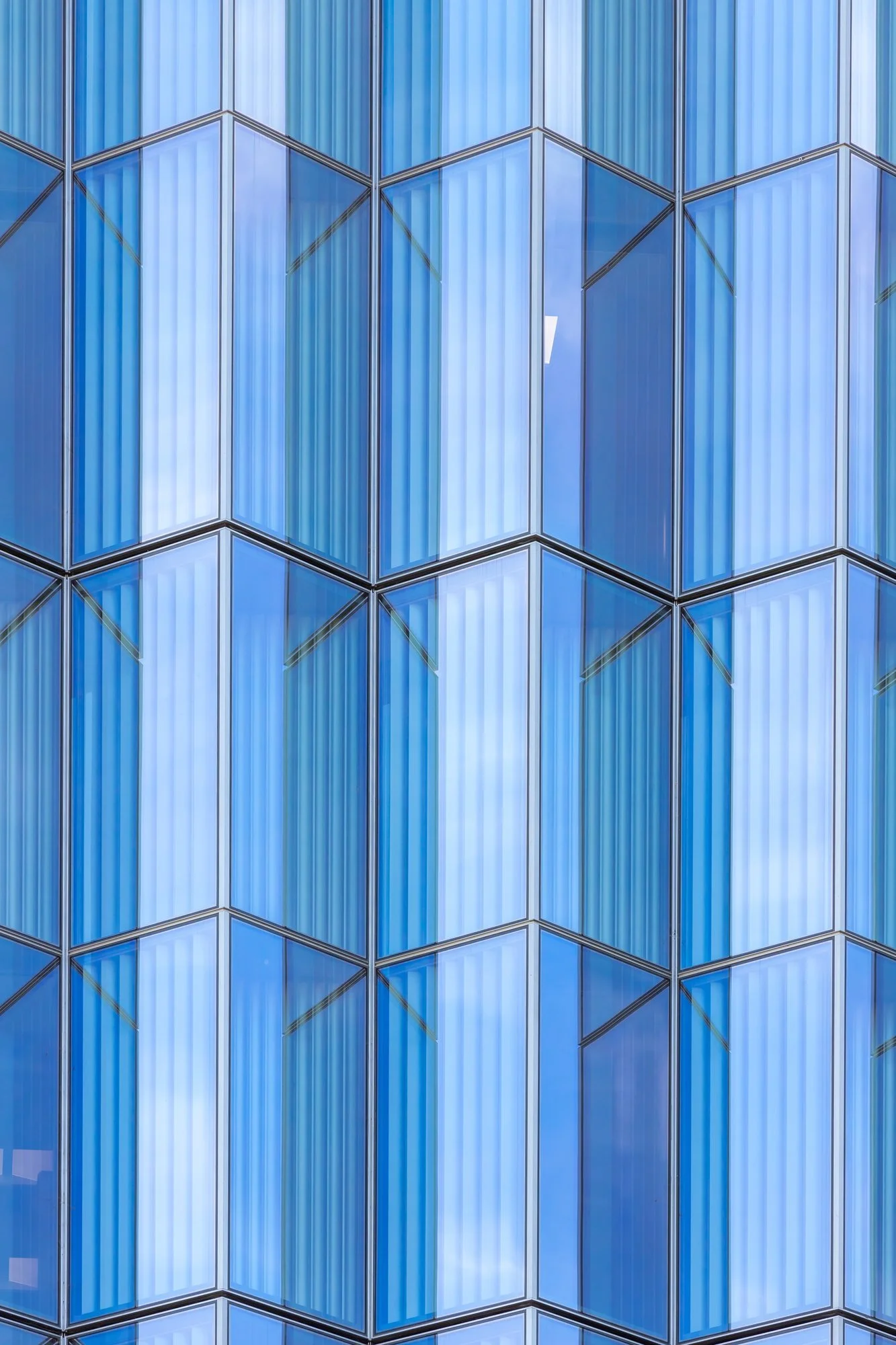 08-blue-prismatic-glass-pattern-abstract-curtain-wall-downtown-los-angeles-linda-kasian.jpg