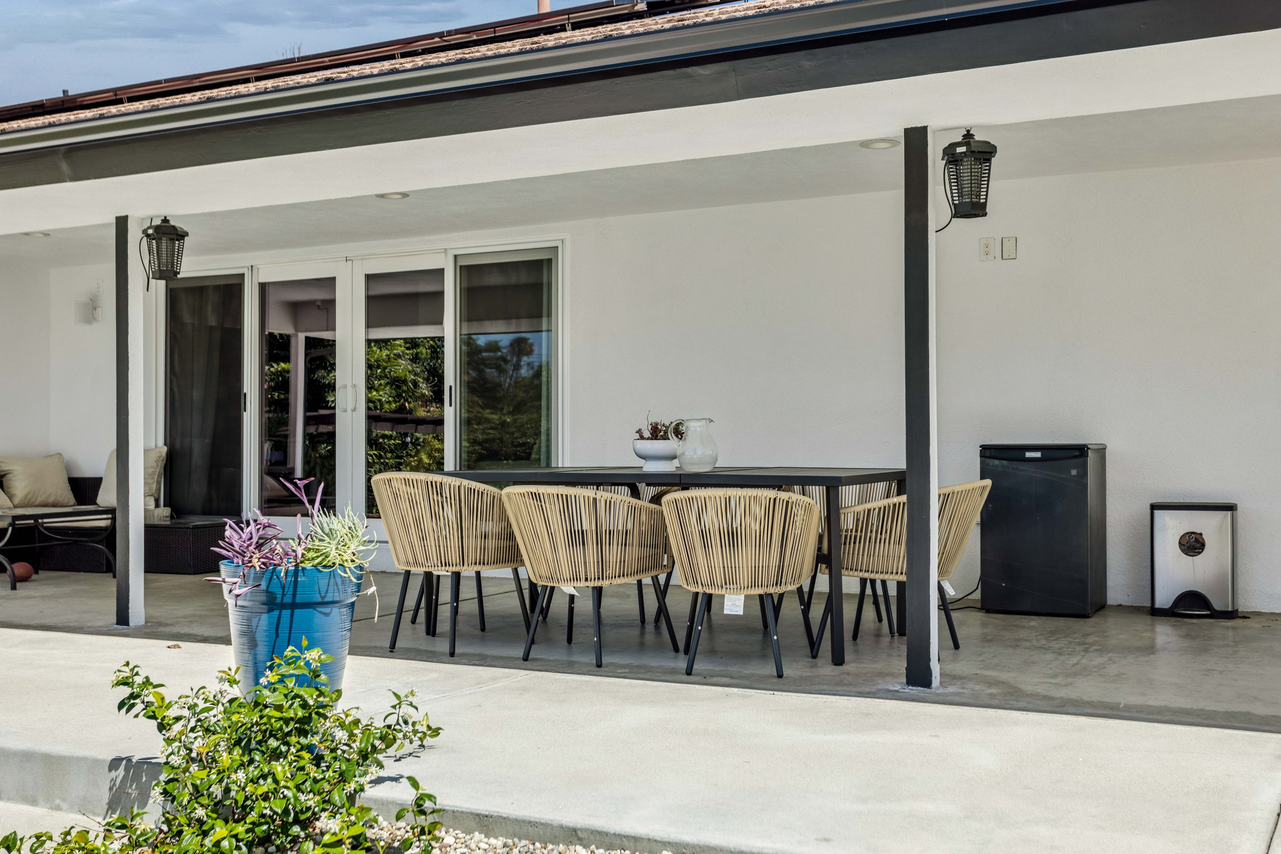 northridge-luxury-home-covered-patio-outdoor-dining.jpg