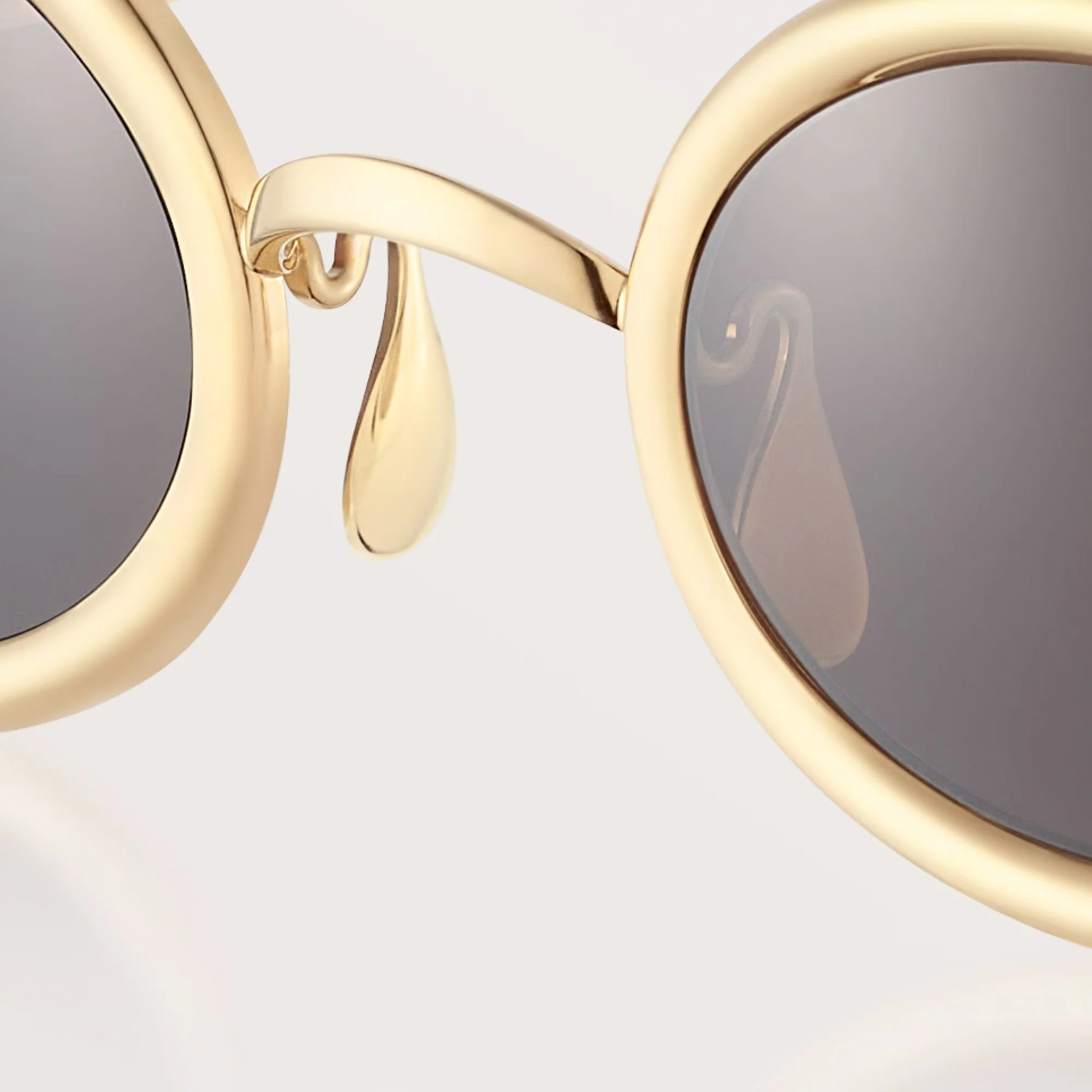 Cartier Baignoire Capsule de Cartier Sunglasses Ali Diamond 6.jpeg