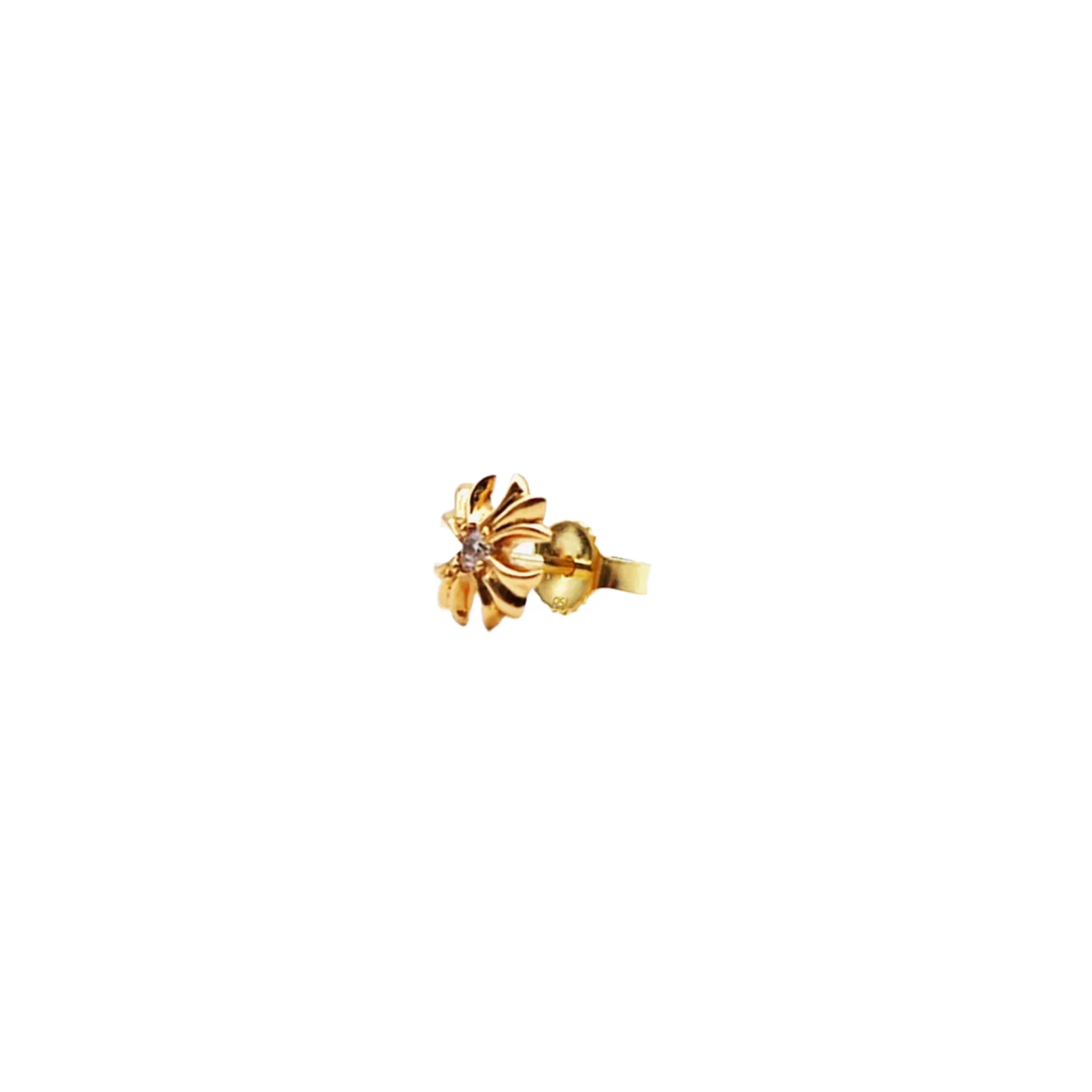 Ali Diamond -hearts-22k-gold-diamond-plus-earring-stud-532866.webp