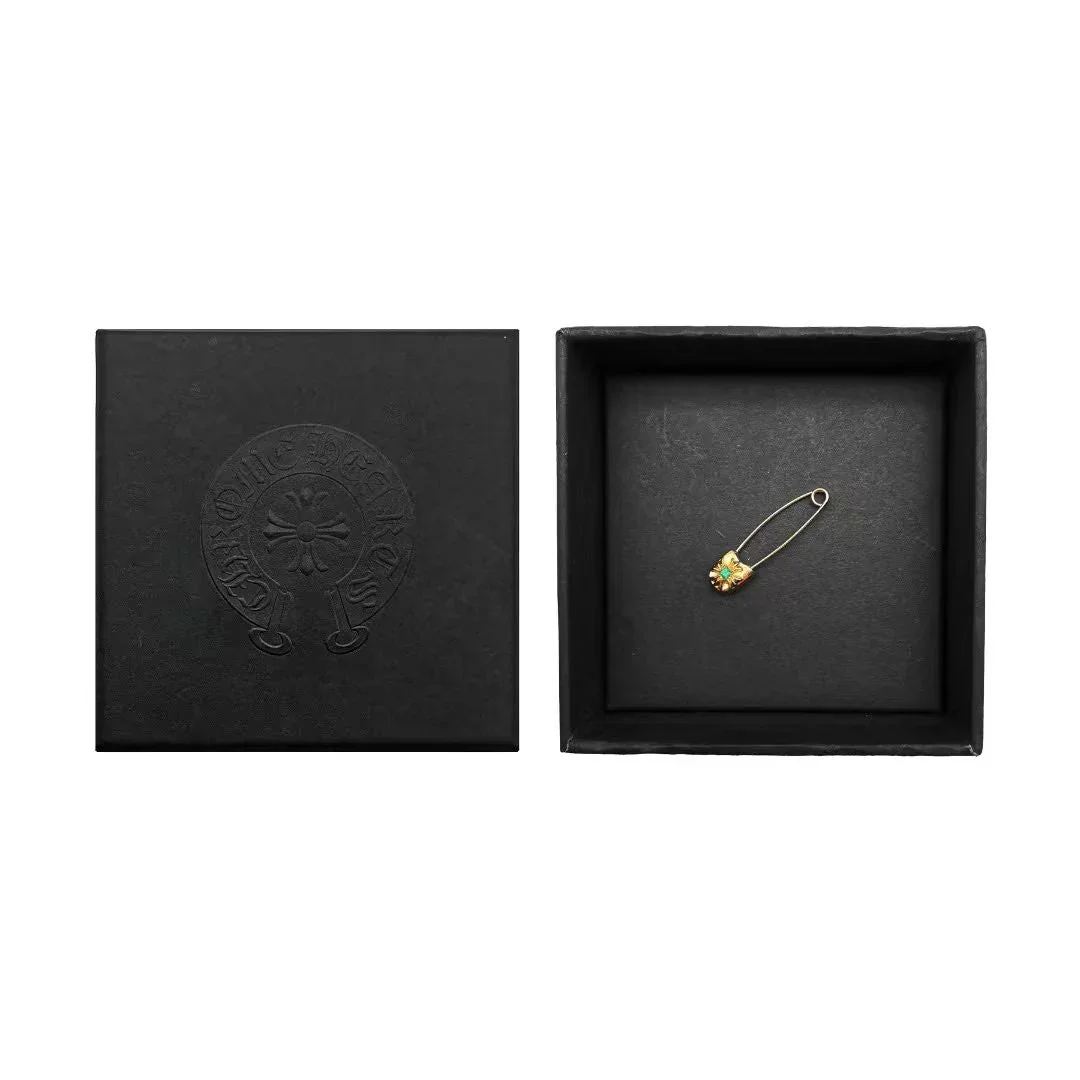 Ali Diamond chrome-hearts-22k-gold-emerald-safety-pin-7527085.webp