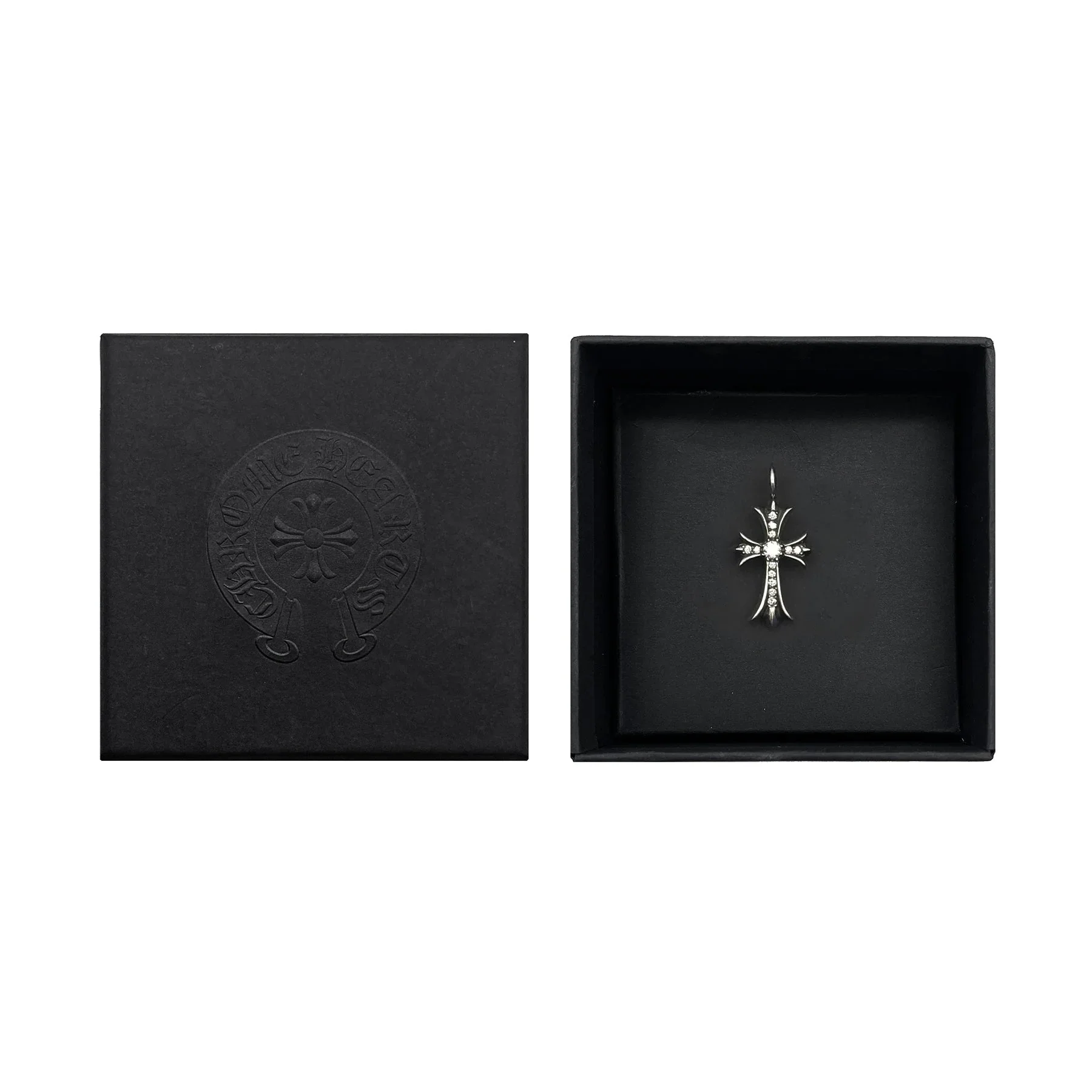 Ali Diamond chrome-hearts-silver-diamonds-tiny-cross-pendant-6547650.webp