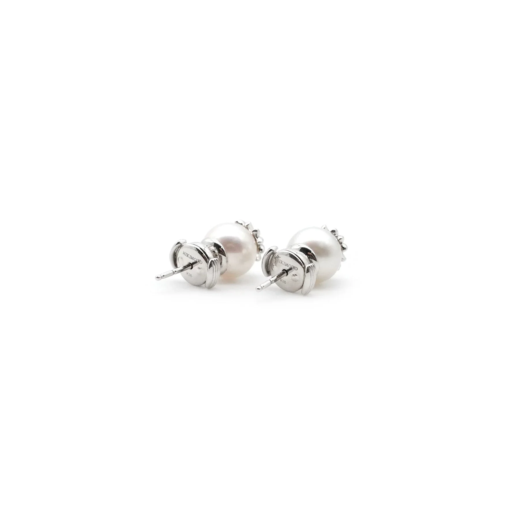 Ali Diamond chrome-hearts-18k-white-gold-mikimoto-pearl-earring-stud-4867175.webp