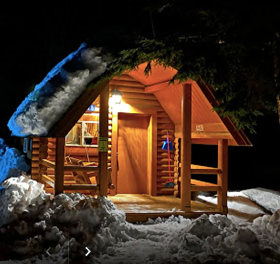 cabin-winter-revelstoke_sm.jpg