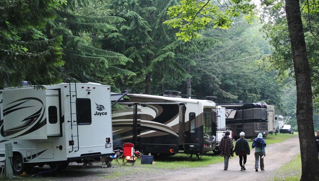 campground-trailers-campsites-Revelstoke 2.jpeg