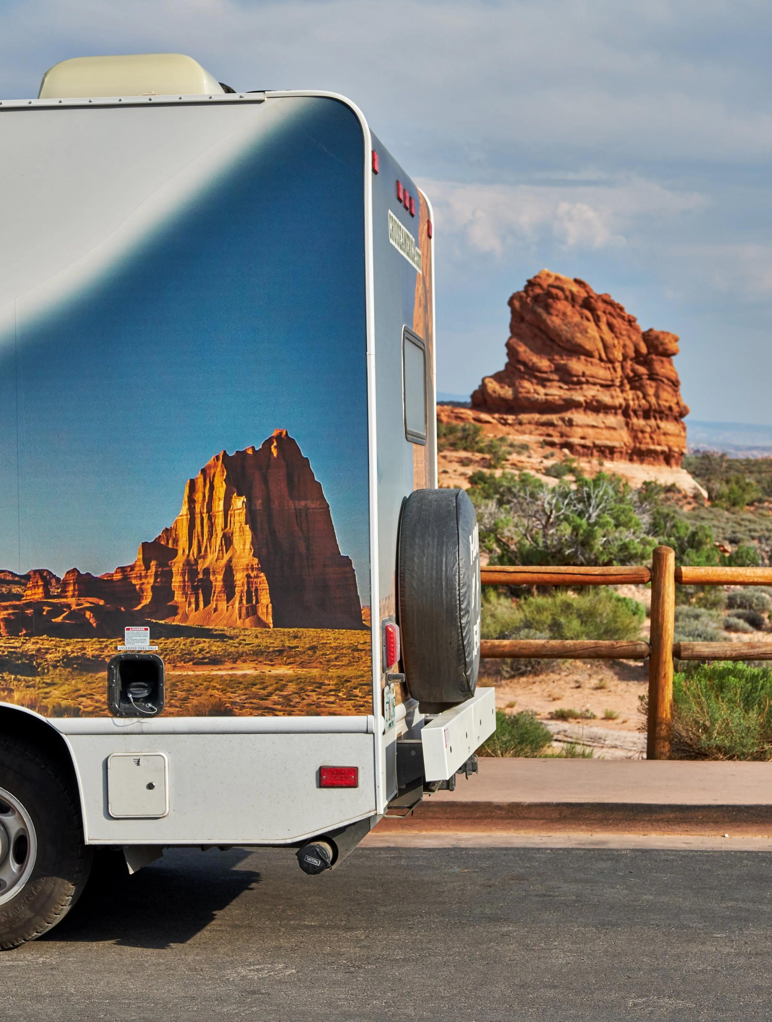 Camper photo match landscape #2, Arches,NP