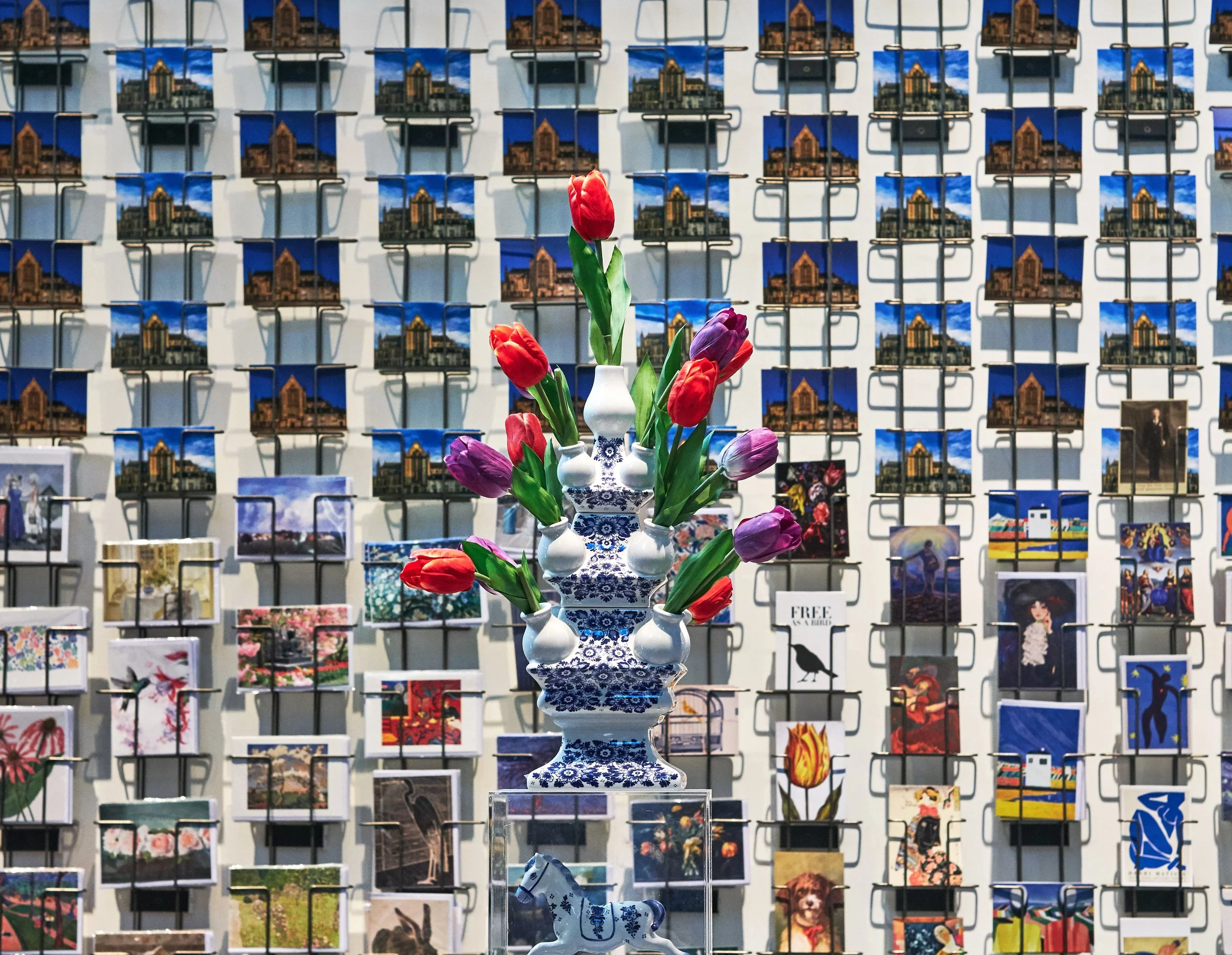 Postcard wall and vase with tulips, Van Gogh museum