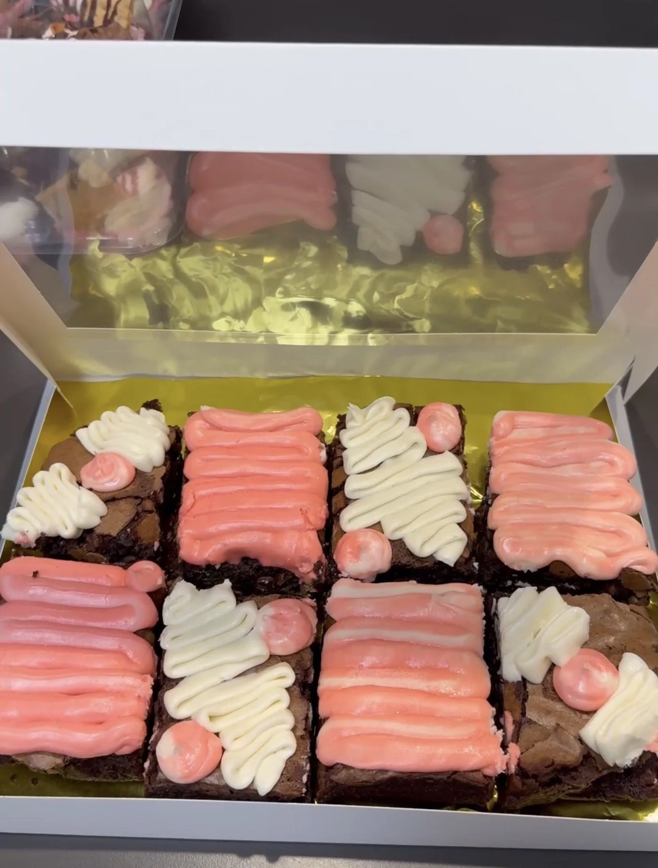 PecanBrownieWButtercream.jpeg