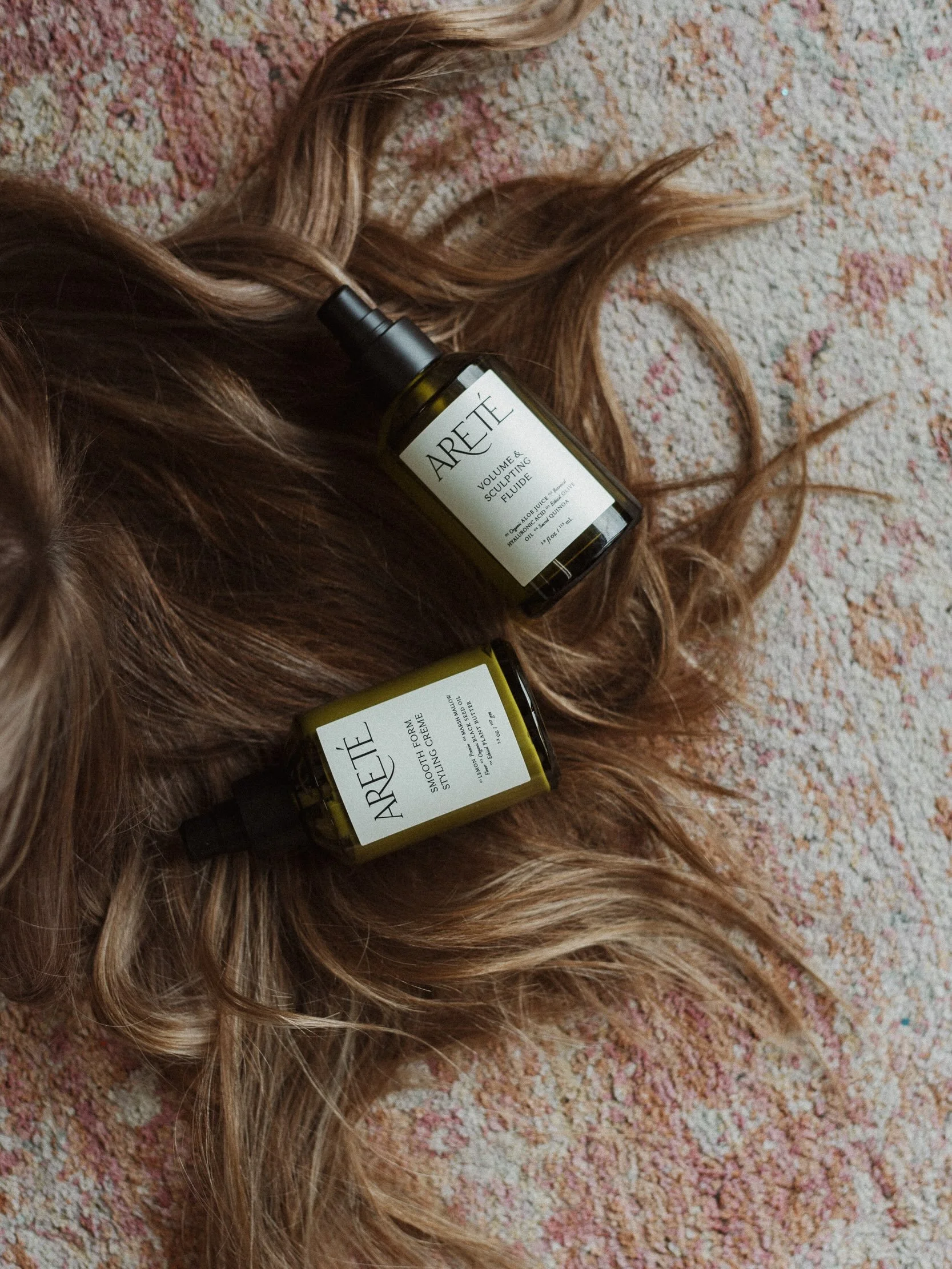 Verdant Salon and Suites in Lincoln, IL shared in a brand session with me this weekend and we had ourselves a time. 💫 The girls are always so welcoming and such a light in their little community. I can&rsquo;t wait to share more - give them a follow